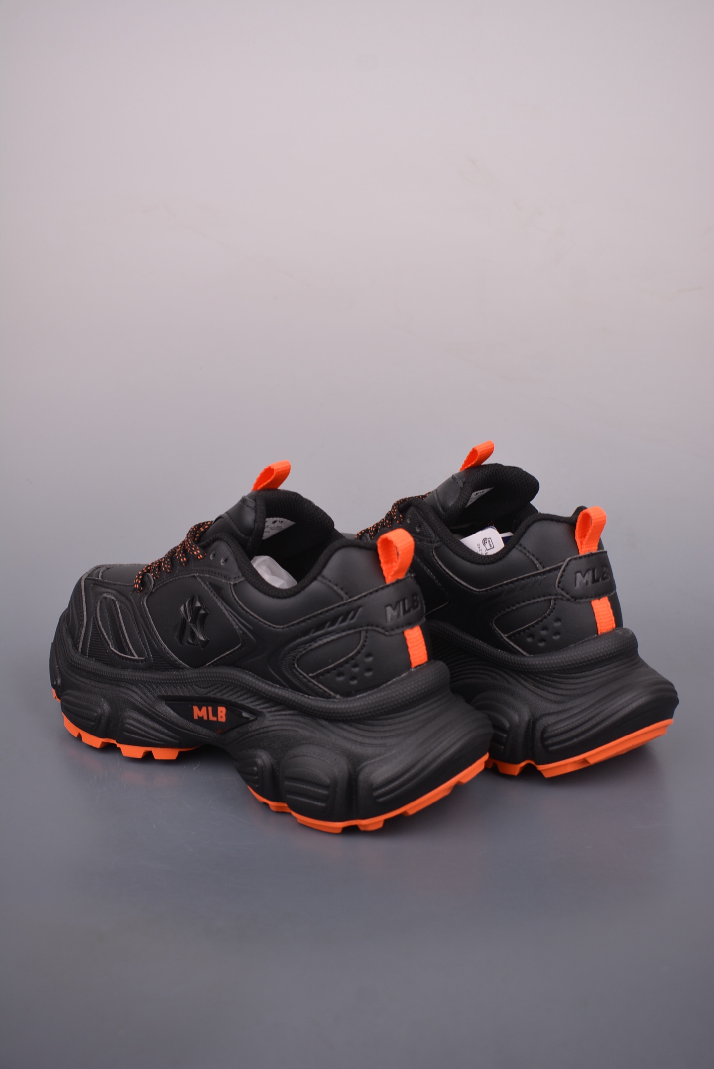 MLB Winner Chunky A LT New York Yankees Fashion Sneakers - Style & Comfort 3 i1760377546015 274 0 1