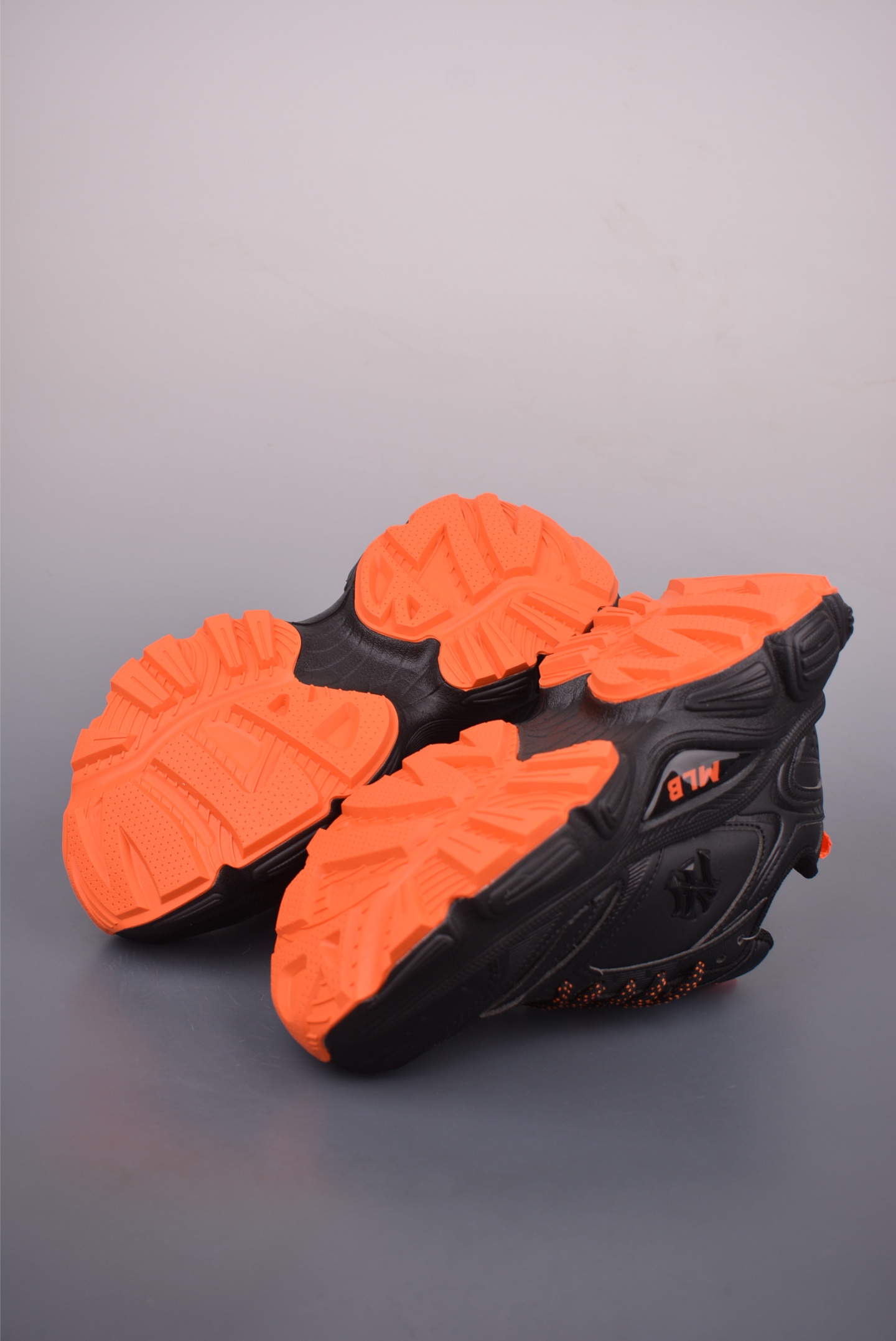 MLB Winner Chunky A LT New York Yankees Fashion Sneakers - Style & Comfort 4 i1760377546064 5059 0 2