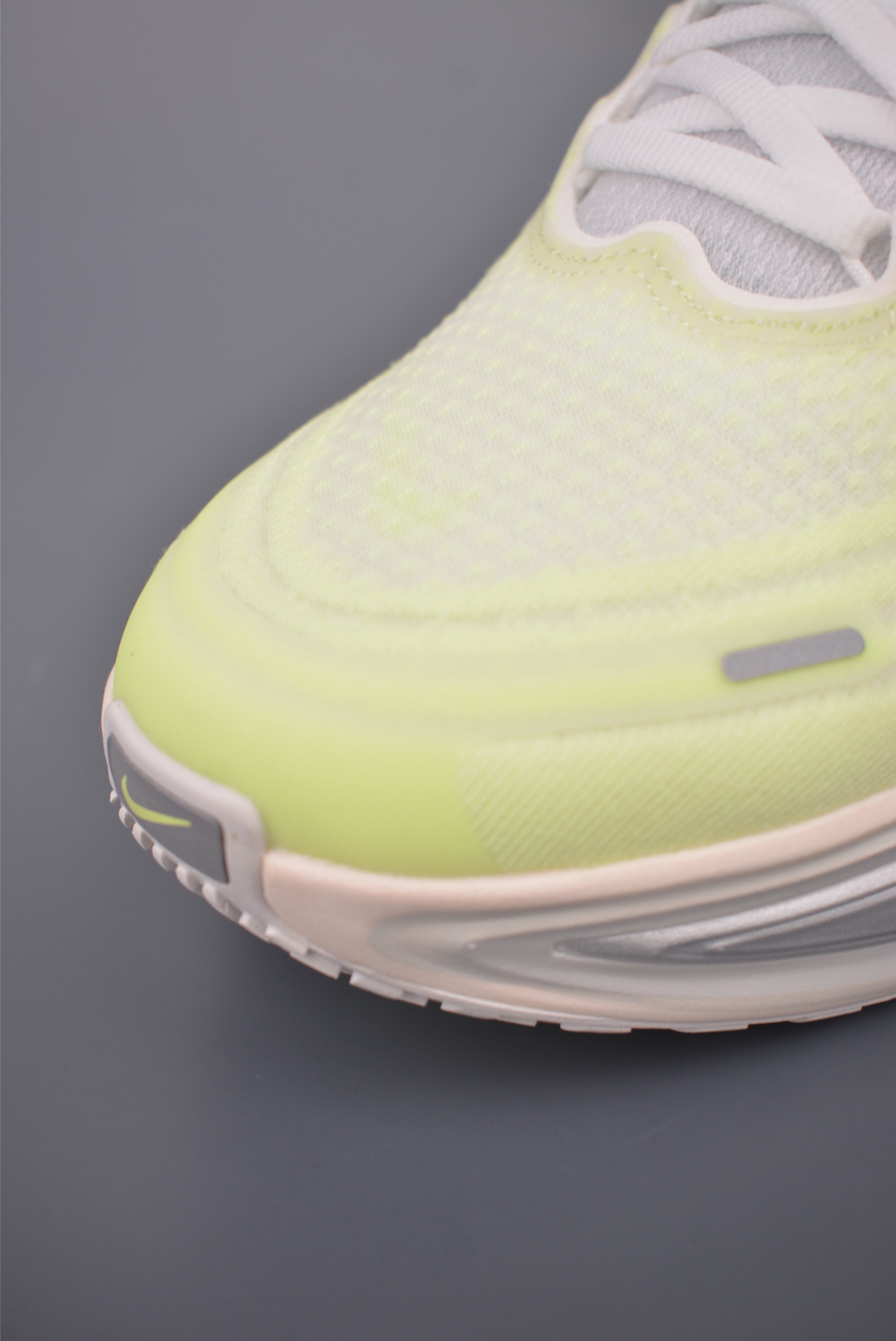 Nike Air Zoom Vomero Plus Running Shoes - Advanced Cushioning & Comfort 6 i1760483454261 1605 0 5