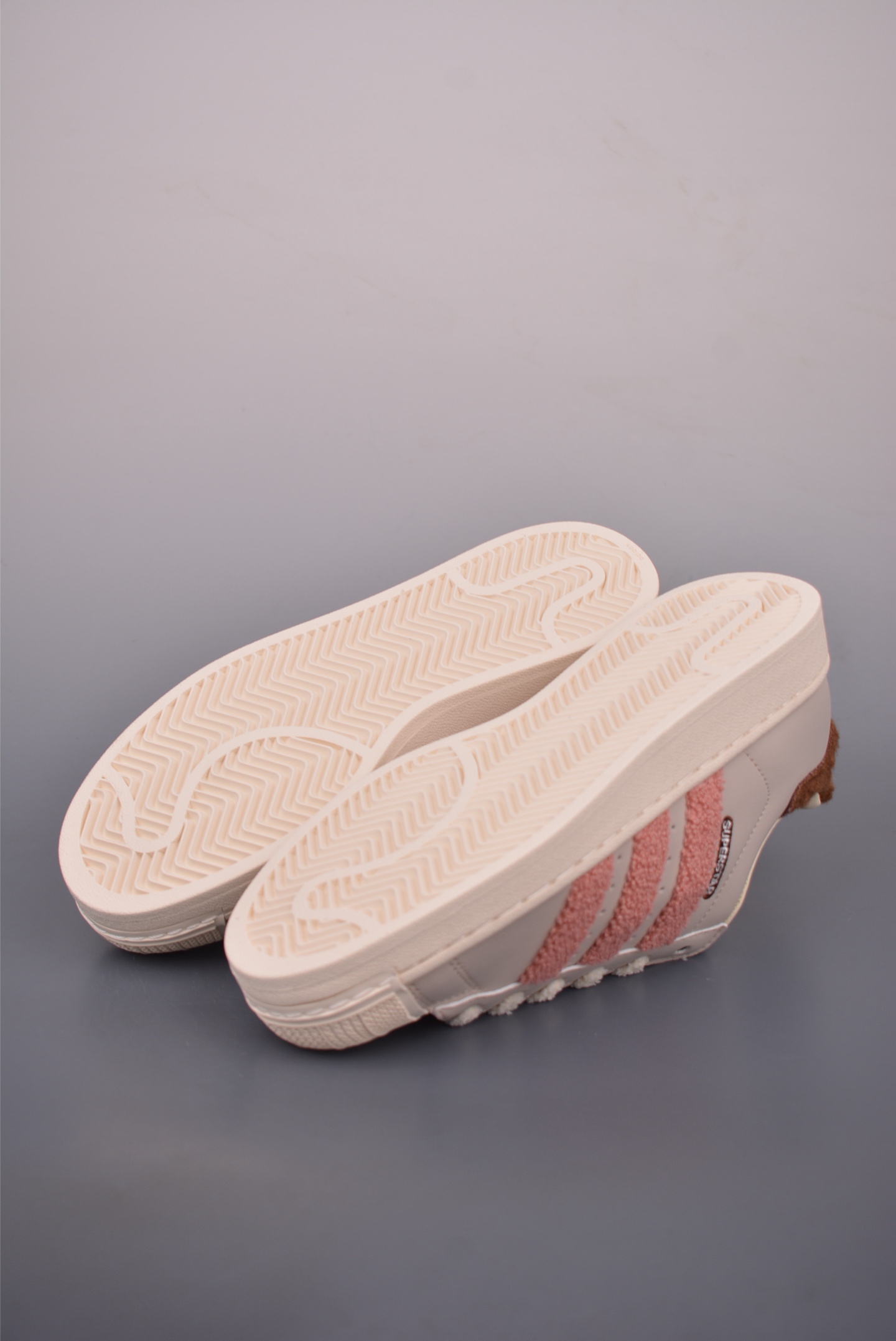 Adidas Originals Superstar 2025全新版本 贝壳头 JR6986