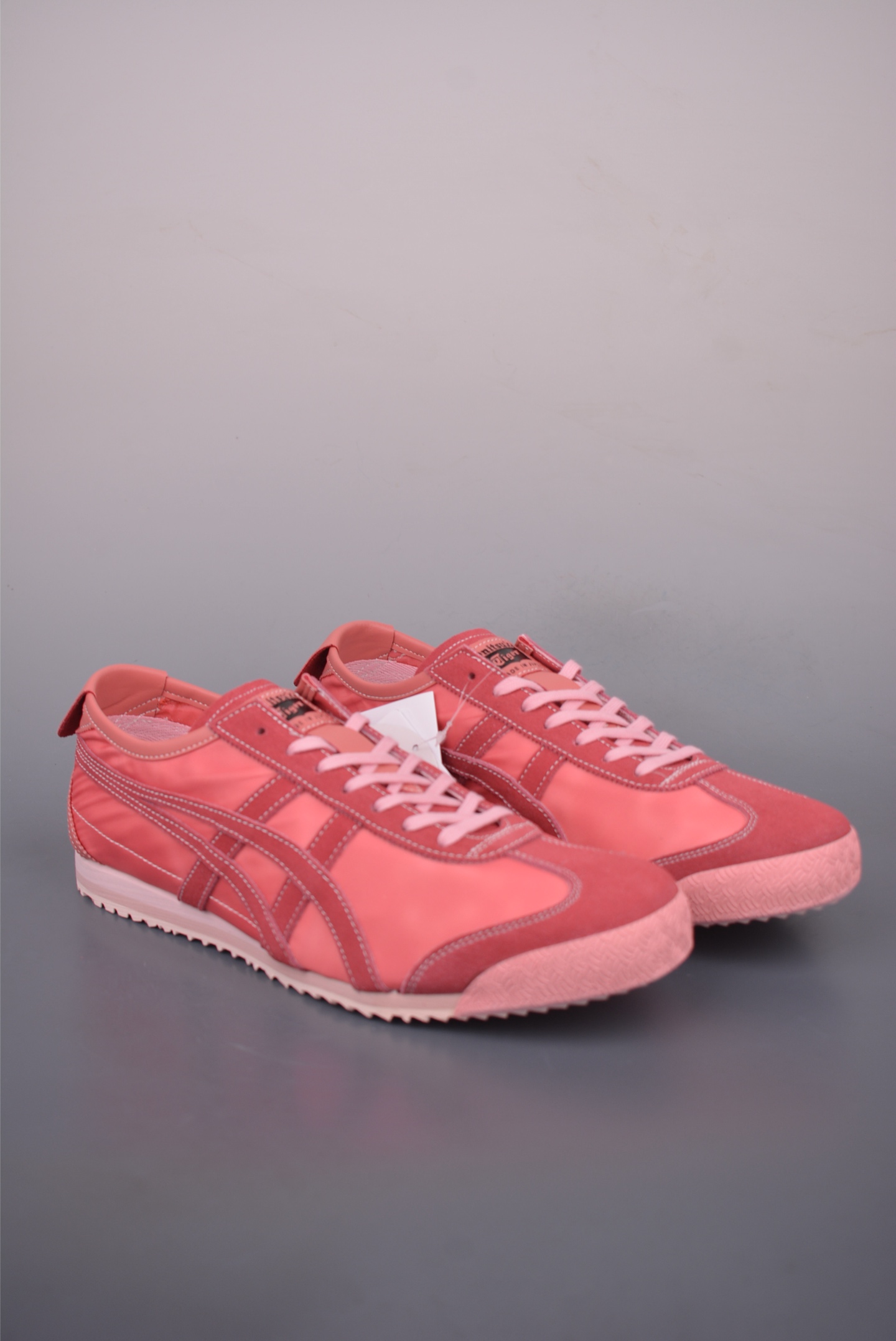 Onitsuka Tiger MEXICO 66 NM Coral Sneakers - Premium Craftsmanship