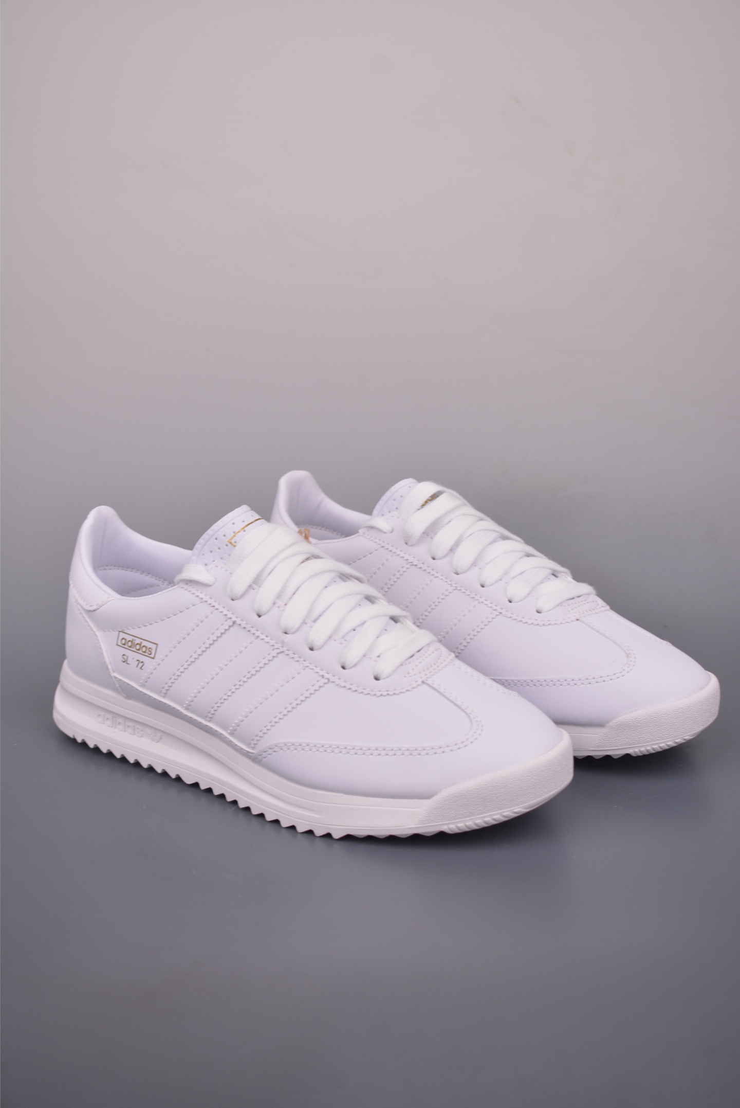 Adidas Originals SL 72RS: Lightweight, Breathable Retro Running Shoes