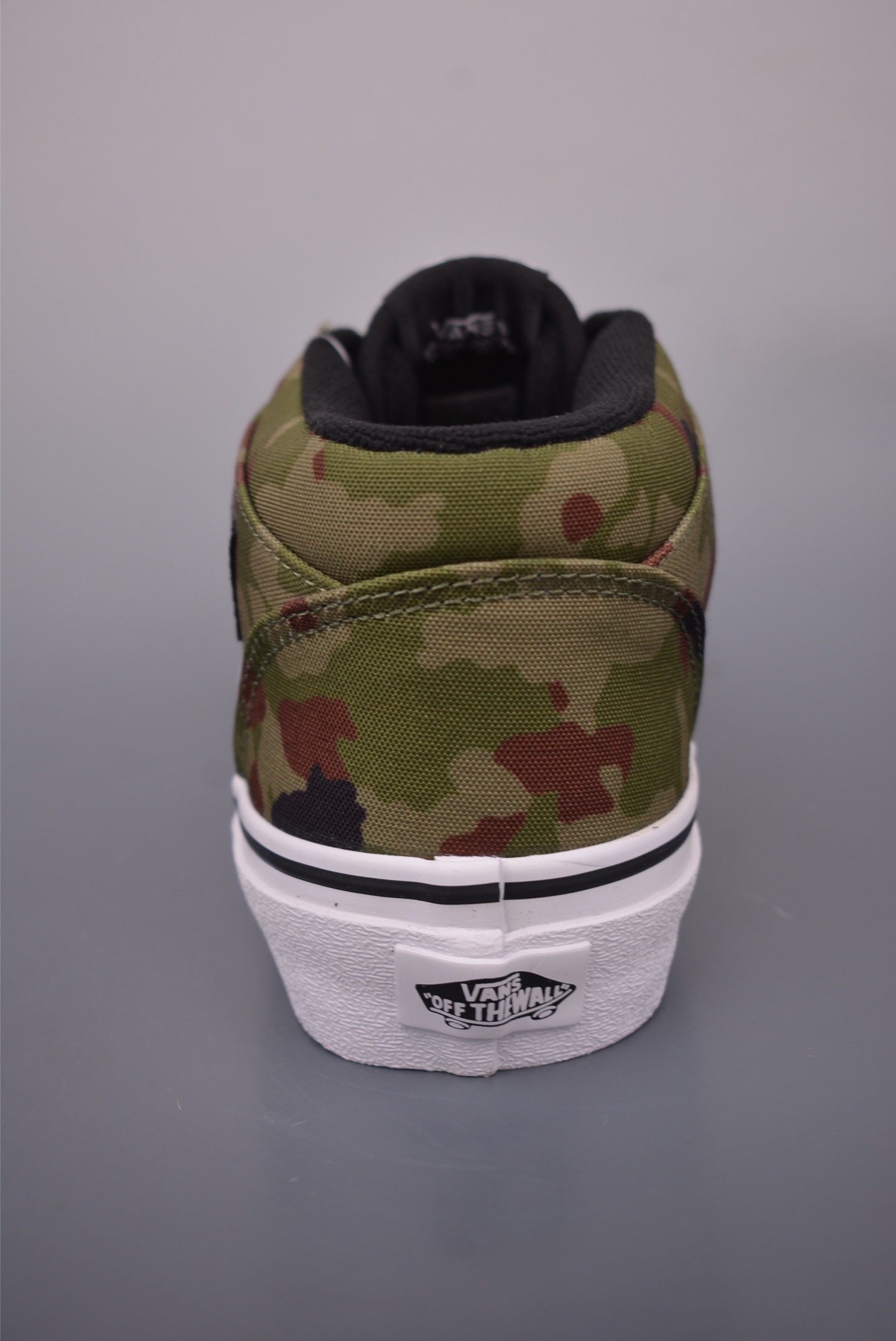 Vans Skate Half Cab Camo Mid-Top Sneaker, VN000DZ3BLK, Retro Style 4 i1760485064016 115 0 3