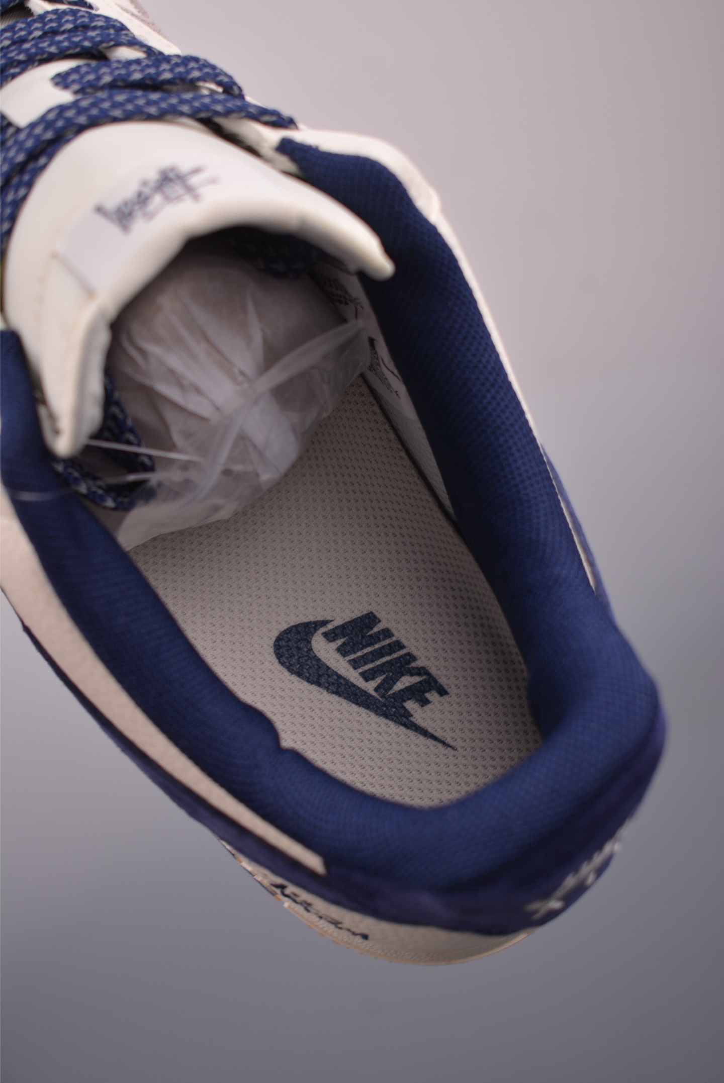 Nike Air Force 1 Low Stussy Collaboration - Premium Comfort & Style 9 i1760488285431 8267 0 8