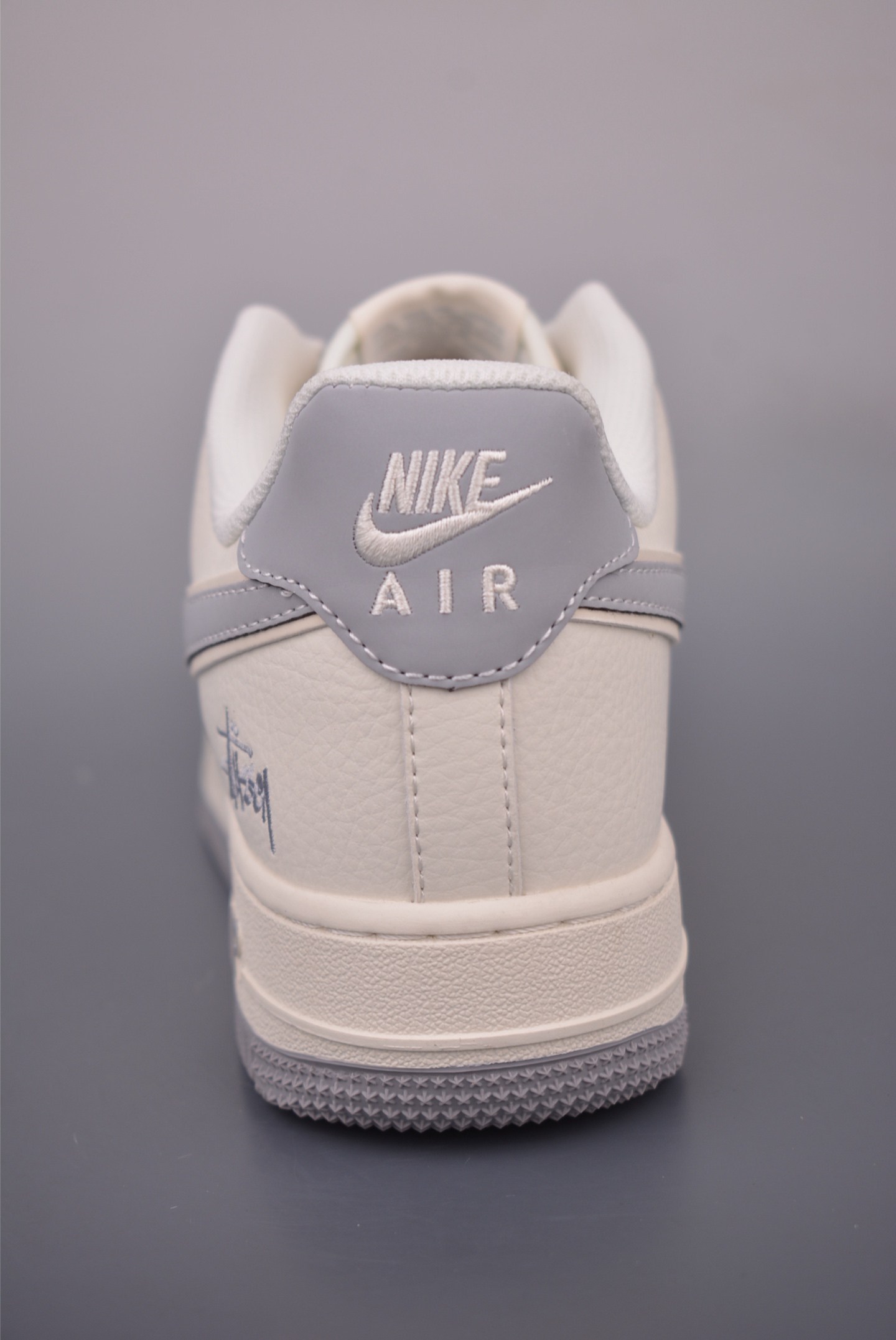 Nike Air Force 1 Low 斯图西联名 CS5288-040-莆田鞋,莆田鞋货源,高仿鞋,高仿鞋货源,安福档口,莆田高仿鞋,莆田鞋批发,高仿鞋批发,莆田高仿运动鞋,高仿运动鞋,莆田运动鞋 Nike Air Force 1 Low 斯图西联名 CS5288-040