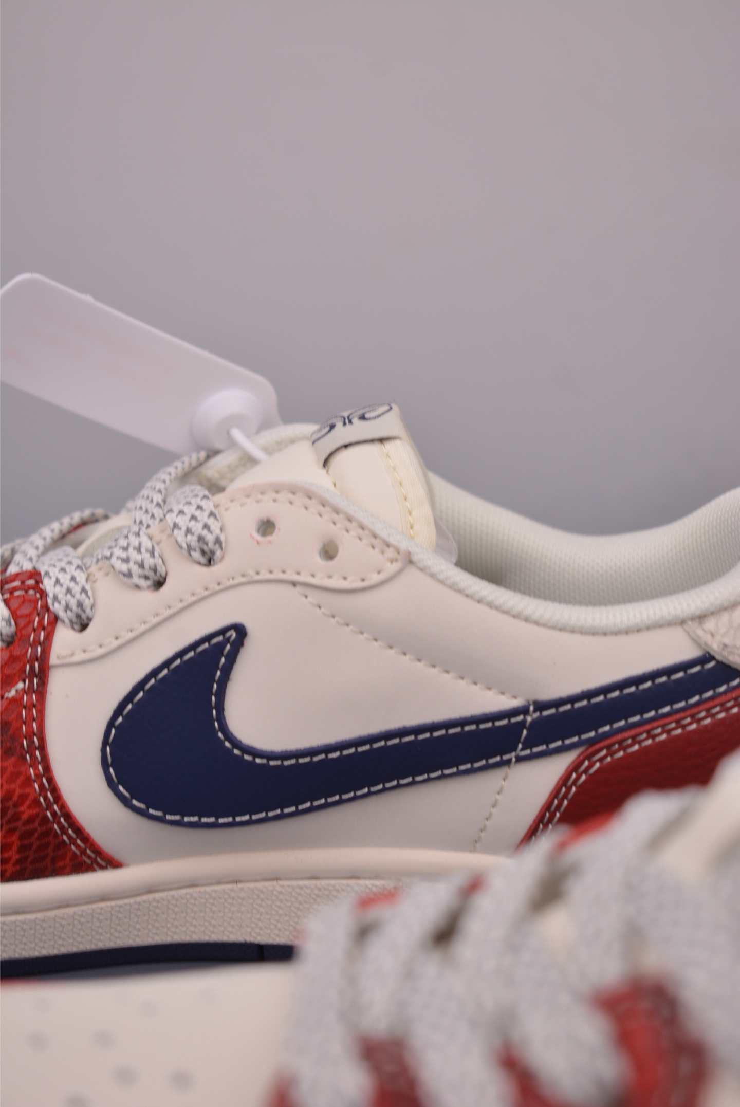 Fragment Design x Travis Scott x Loewe Air Jordan 1 Low - Stylish Sneakers 9 i1760527478733 3754 0 7