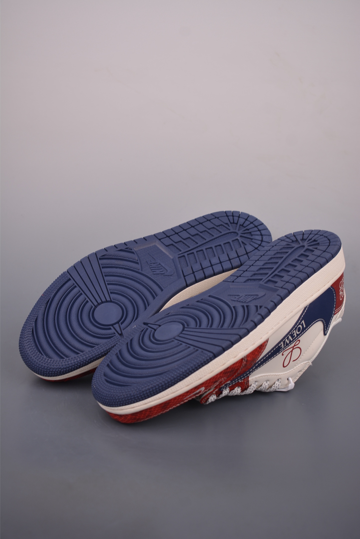 Fragment Design x Travis Scott x Loewe Air Jordan 1 Low - Stylish Sneakers 4 i1760527478750 5543 0 2