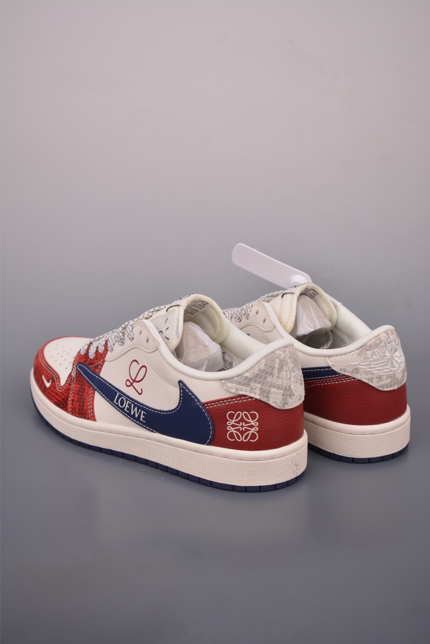 Fragment Design x Travis Scott x Loewe Air Jordan 1 Low - Stylish Sneakers 3 i1760527480968 6075 0 1