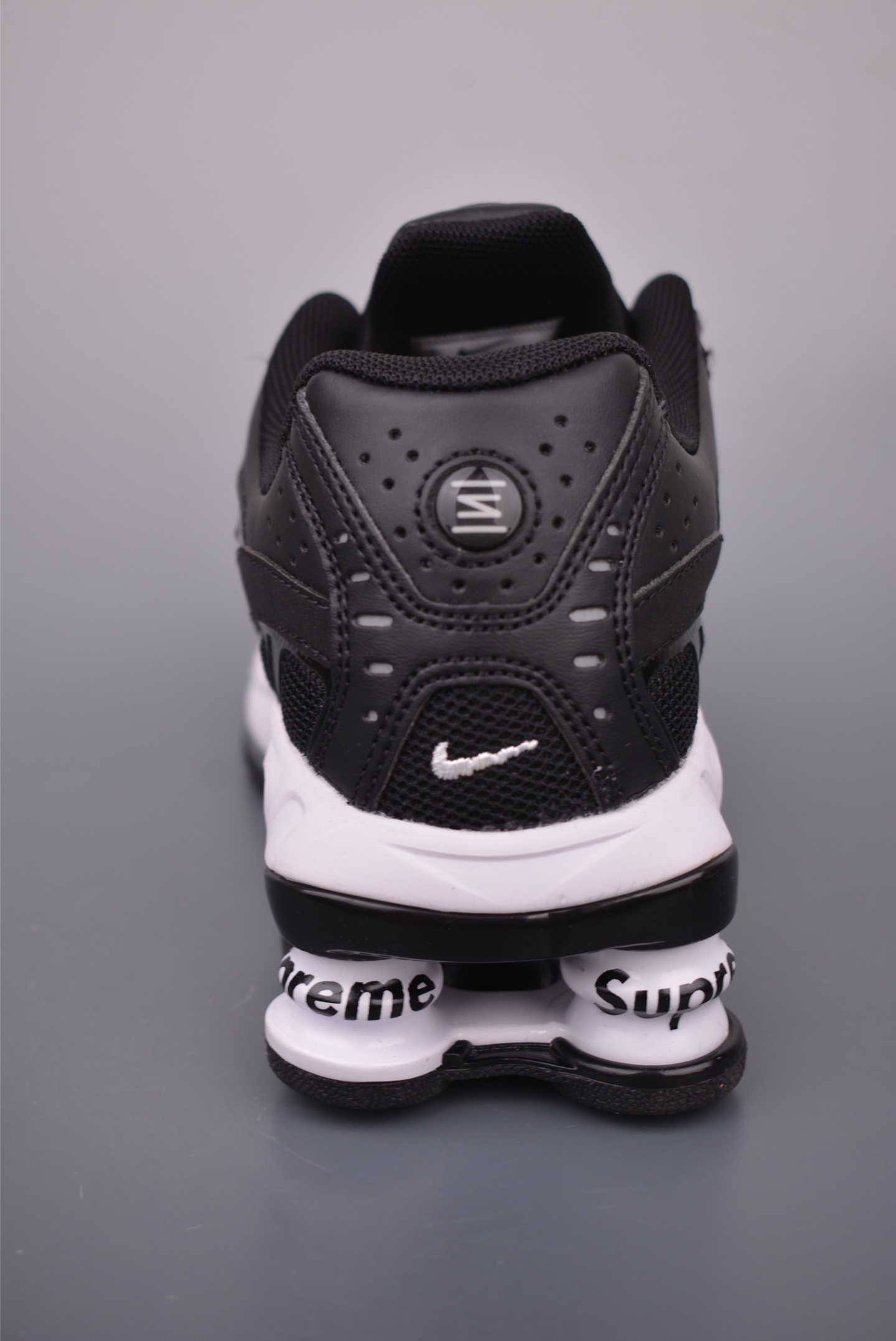 Nike Shox Ride 2 SP x Supreme Collab Running Shoes - Cushioned Comfort 4 i1760527885426 2523 0 3