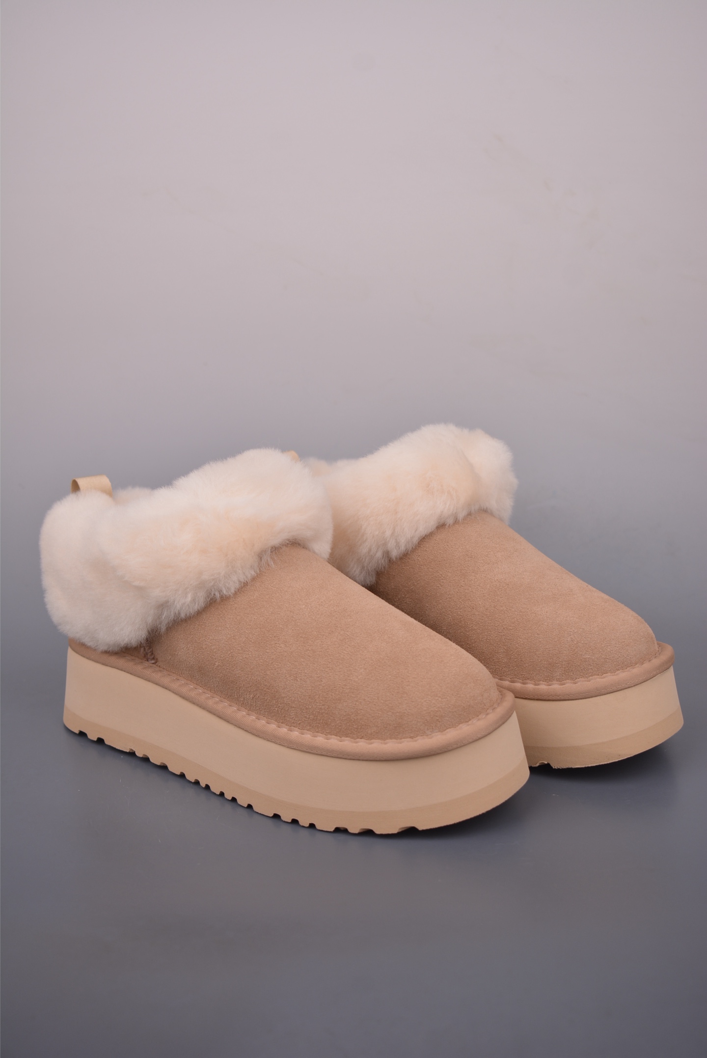 UGG Women's Tazzelle Slipper - Comfortable Platform Loafers in Chestnut & Sand