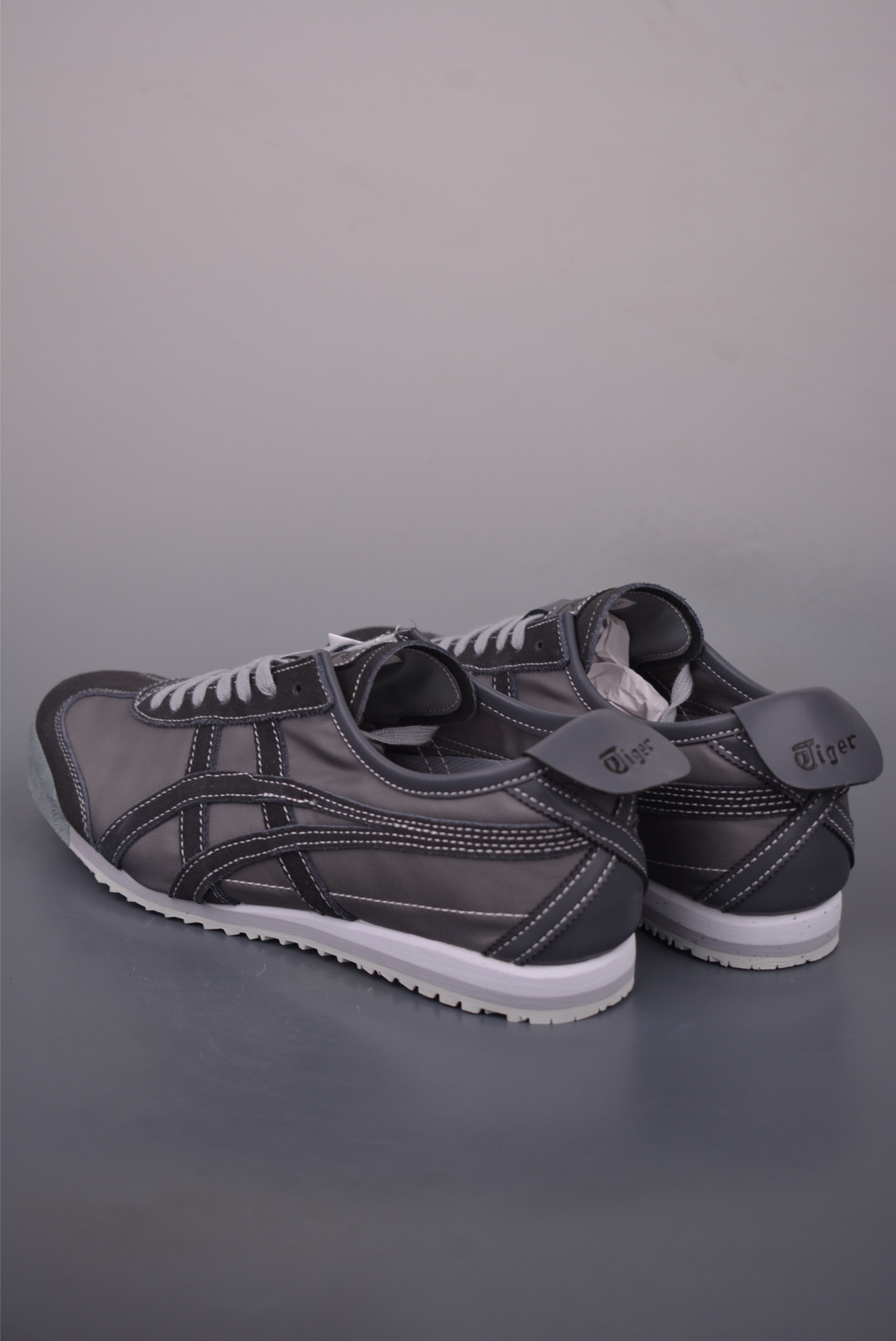 Asics鬼冢虎 MEXICO 66 NM 做工精赞 1183C176-020