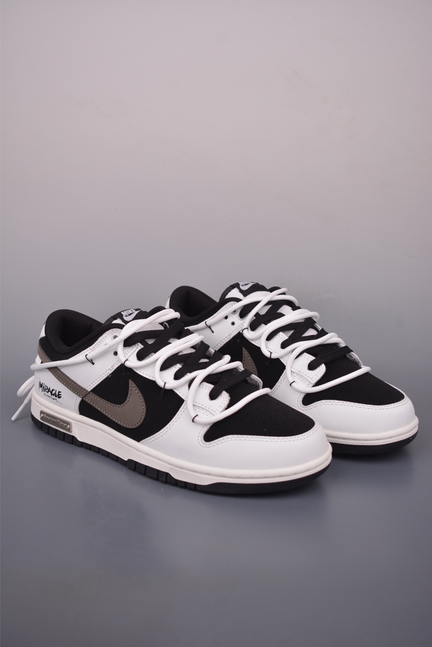 Nike SB Dunk Low Deconstructed Bandage Black/White Sneakers - Size 40-46