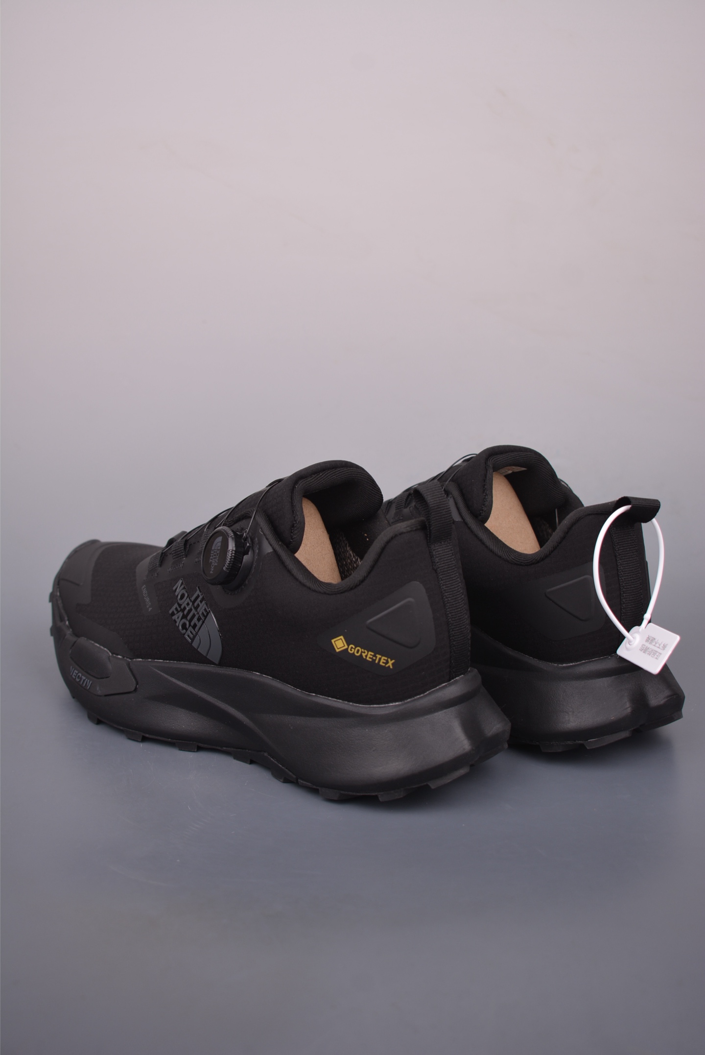 The North Face Men's Vectiv Enduris Low Trail Running Shoe - NFOA2AEP-72T2 2 i1760556145309 4697 0 1