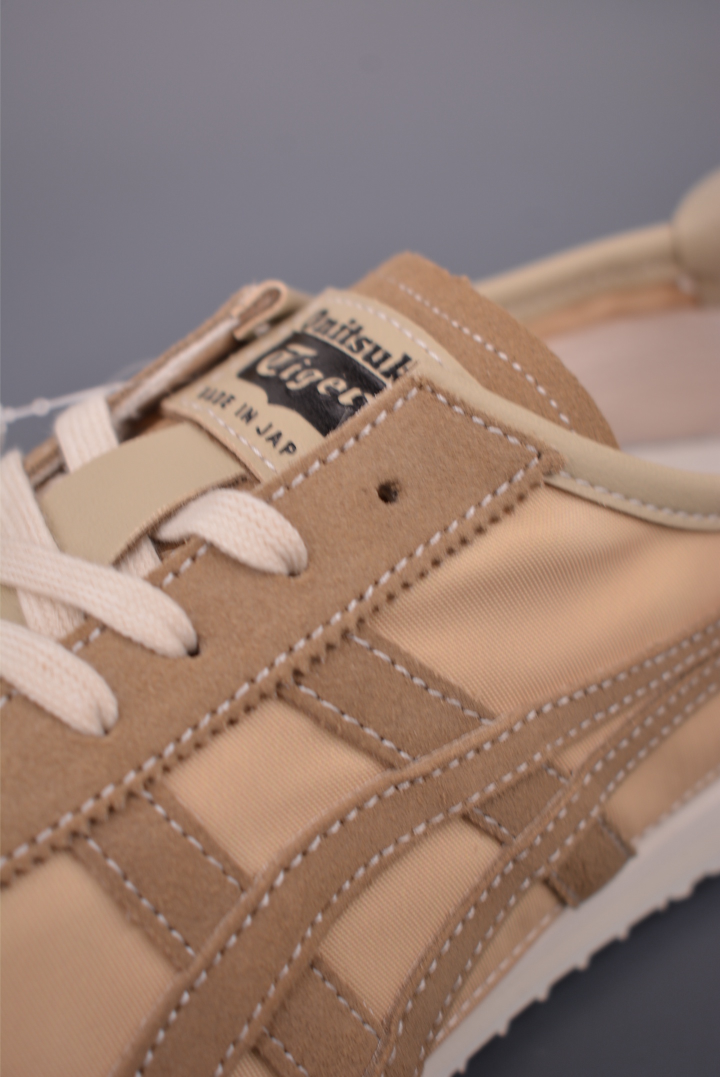 Asics鬼冢虎 MEXICO 66 SD 做工精赞 1183C176-200-High Quatity Cheap Brand wholesale wholesaler seller Clothes Bags handbags Sneakers Top Fashion Clothing Shoes from China Factory Chinese suppliers best Quality Beautiful Price Asics鬼冢虎 MEXICO 66 SD 做工精赞 1183C176-200