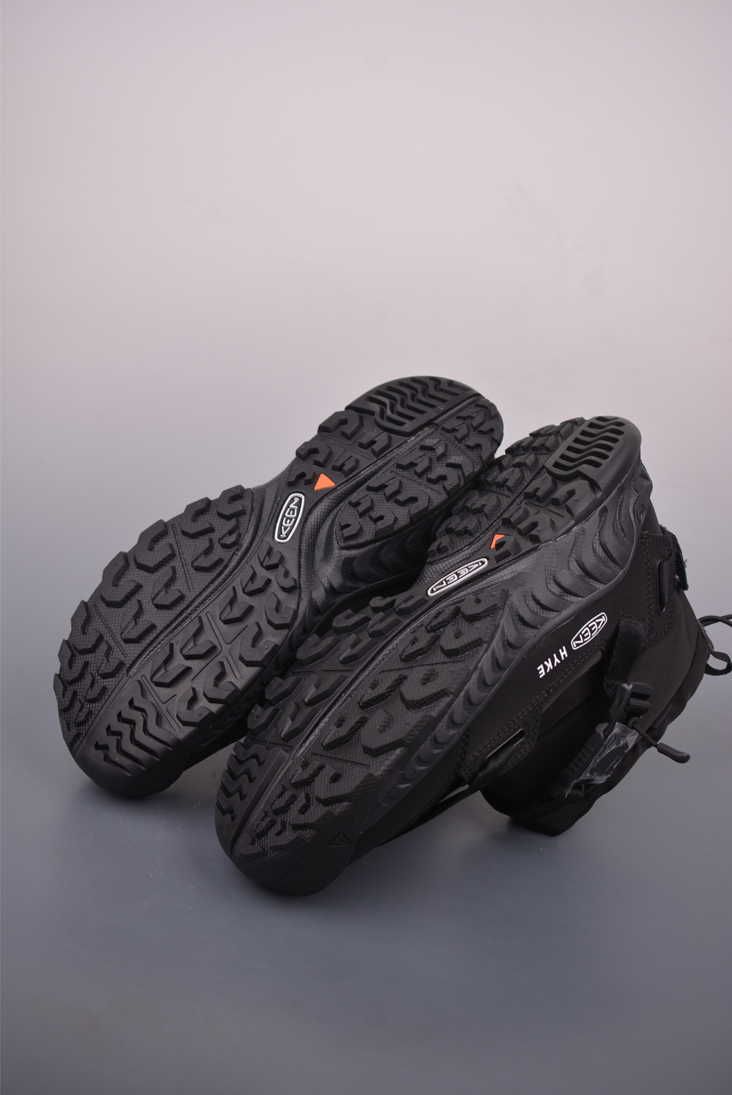 KEEN x HYKE Hoodzerra Nxis WP Round Toe Shock Absorption Ankle Boots 3 i1760658941745 1474 0 2