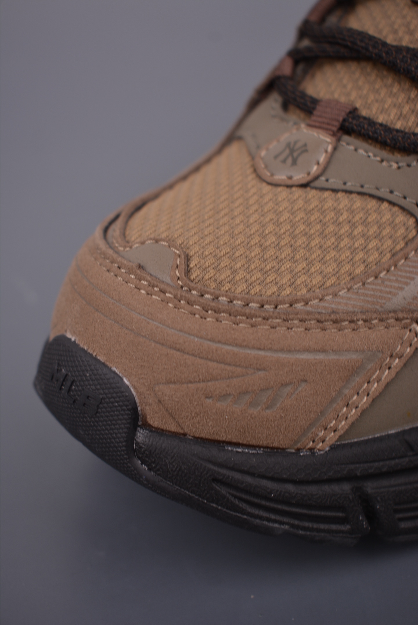 MLB TROPHY RUNNER SD 纽约洋基队 潮流时尚厚底运动鞋 3ARNR025N-High Quatity Cheap Brand wholesale wholesaler seller Clothes Bags handbags Sneakers Top Fashion Clothing Shoes from China Factory Chinese suppliers best Quality Beautiful Price MLB TROPHY RUNNER SD 纽约洋基队 潮流时尚厚底运动鞋 3ARNR025N