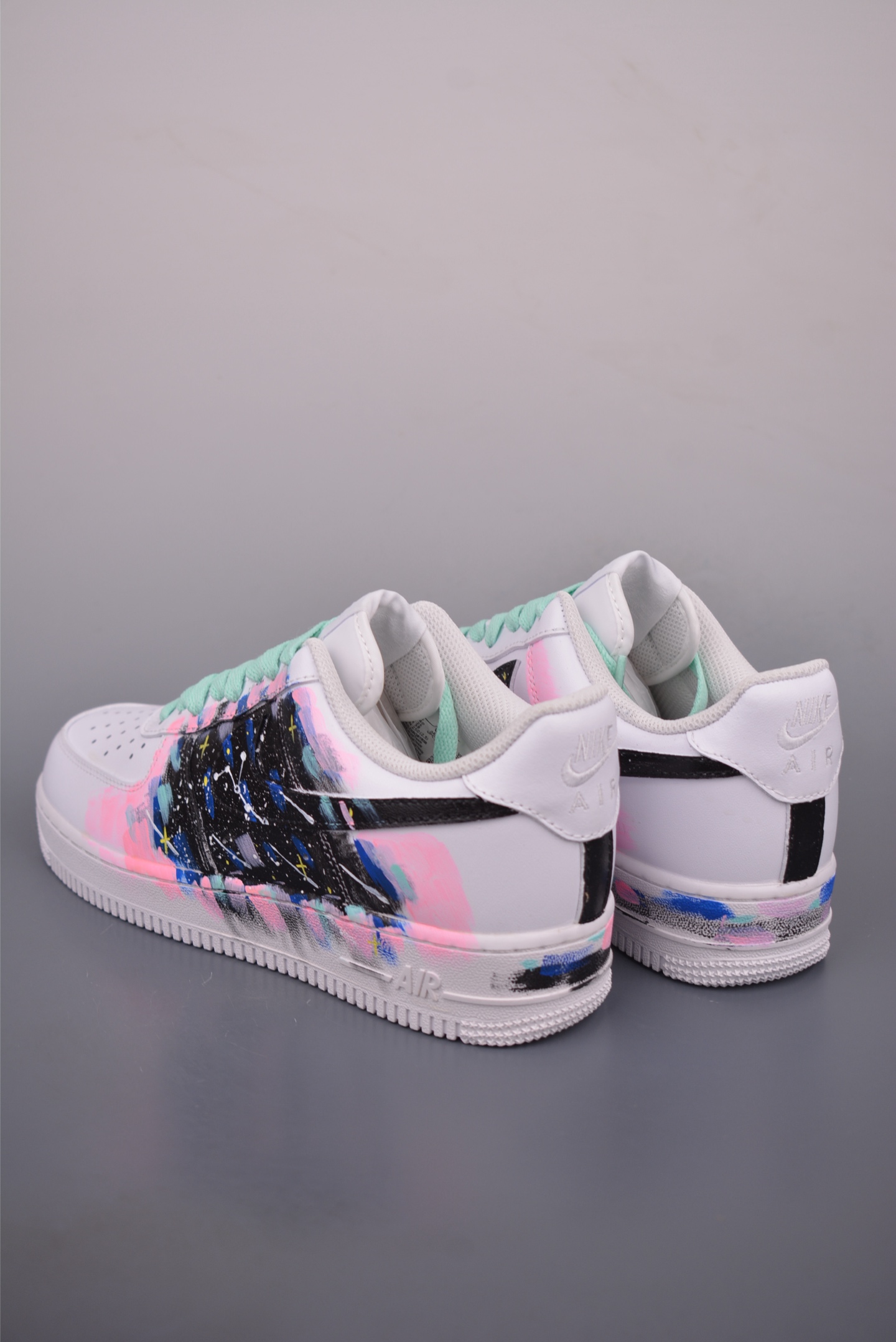 Nike Air Force 1 Low Custom Graffiti Sneakers Original Version - Limited Edition 3 i1760659255884 8940 0 1