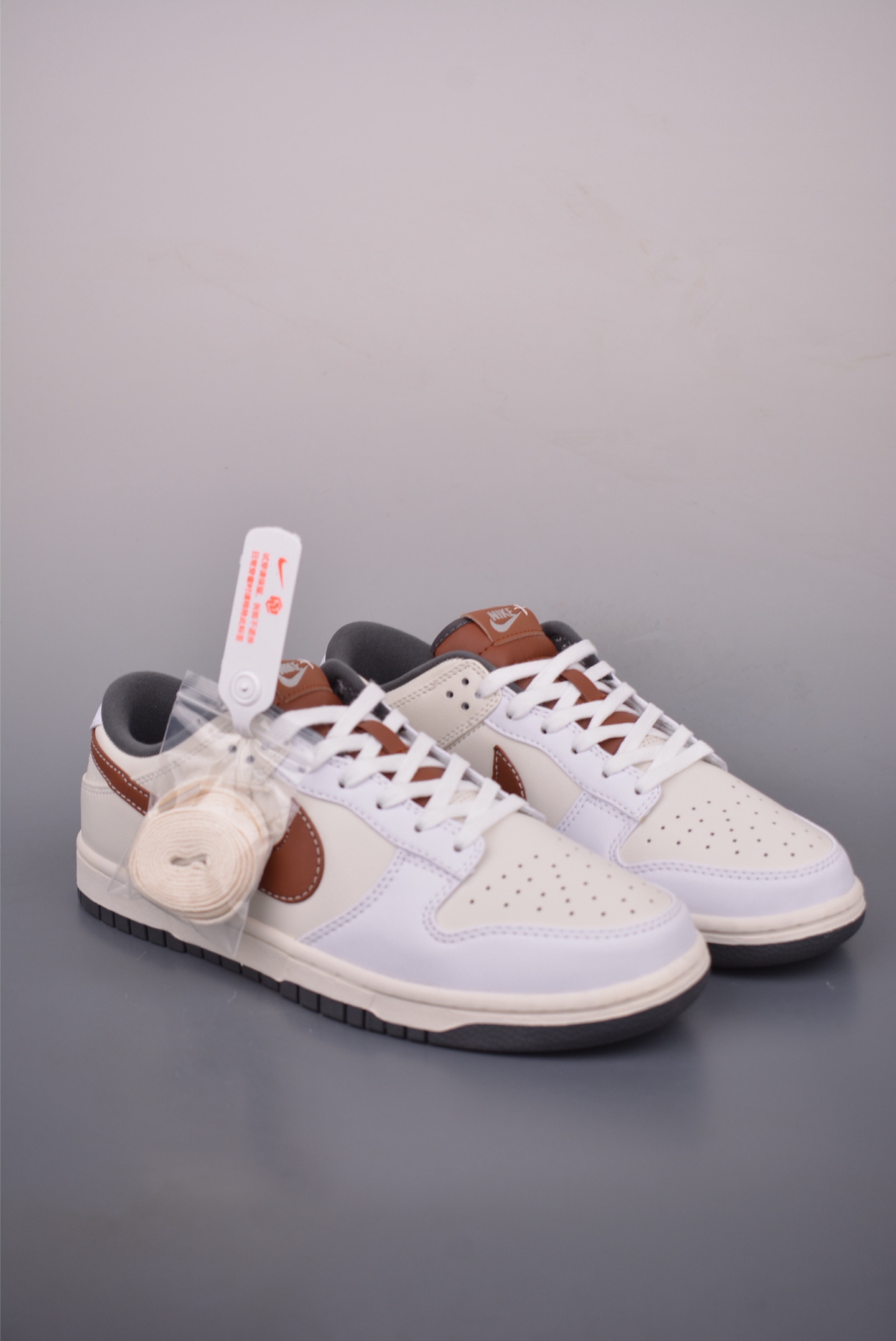 Nike SB Dunk Low White/Brown Premium Leather Sneakers IM6670-2022622