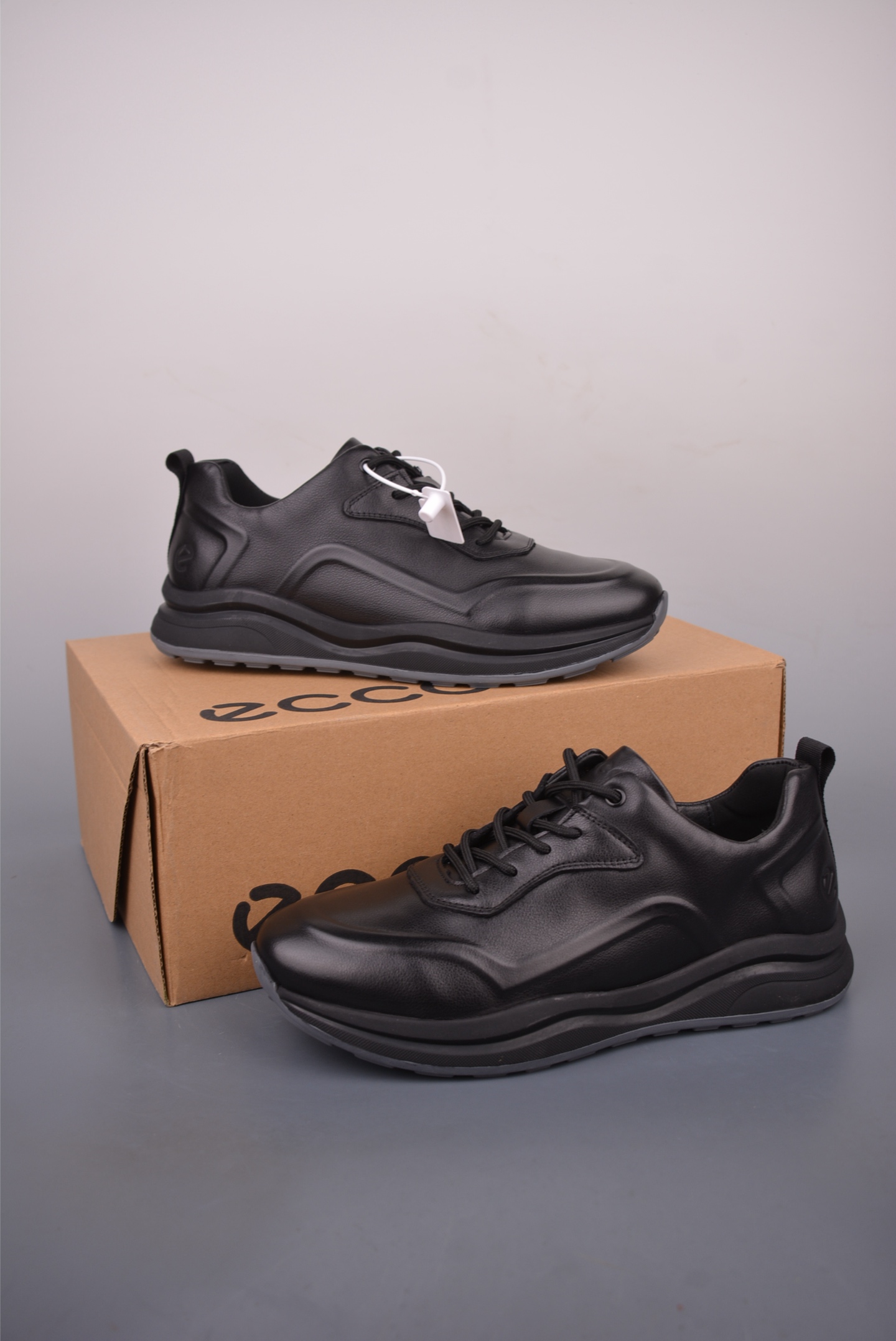 ECCO Men's Biom 2.0 Retro Sneakers Leather Casual Shoes - Black 5 i1760694811216 952 0 4