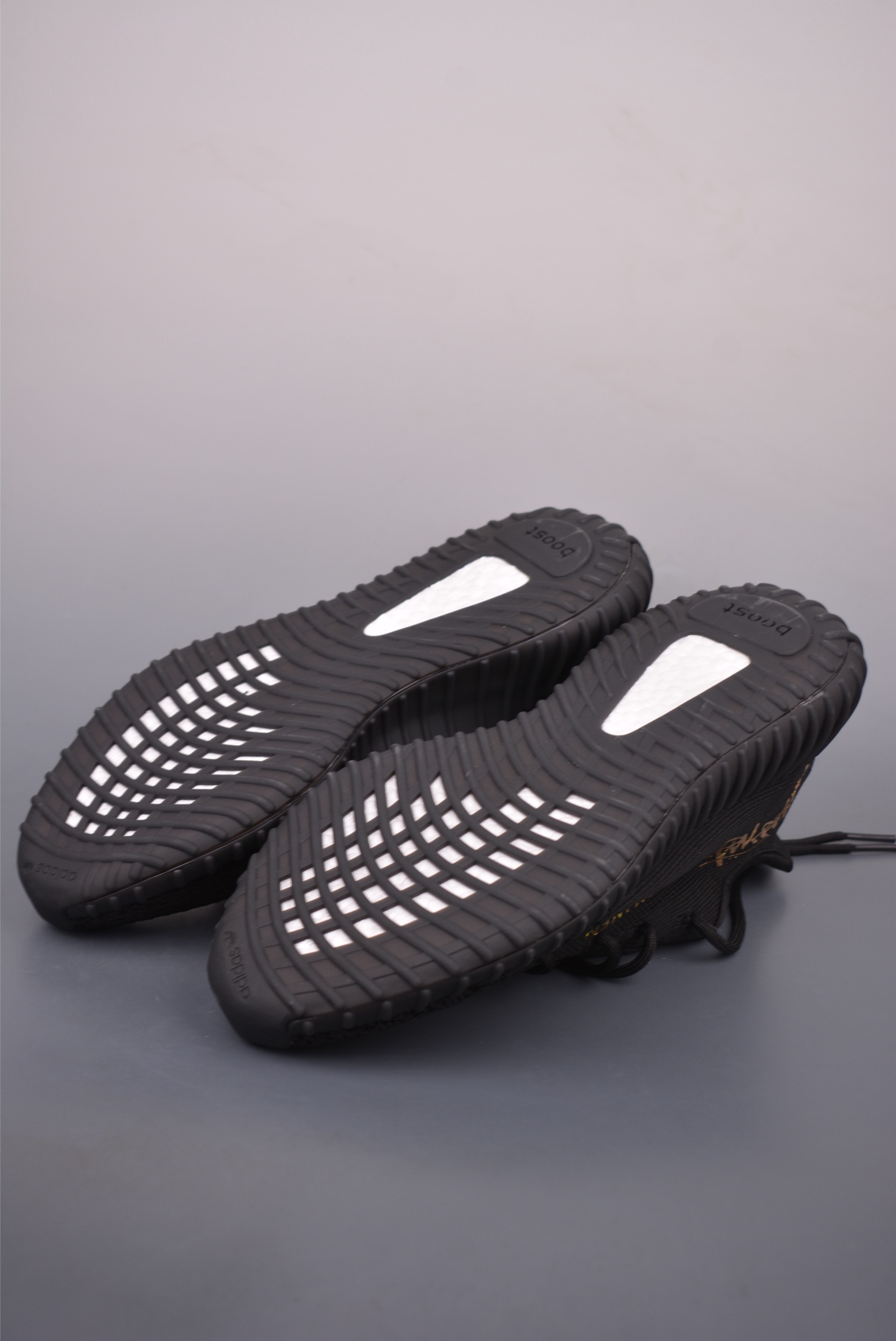 Yee 350 Boost V2 CQ5483