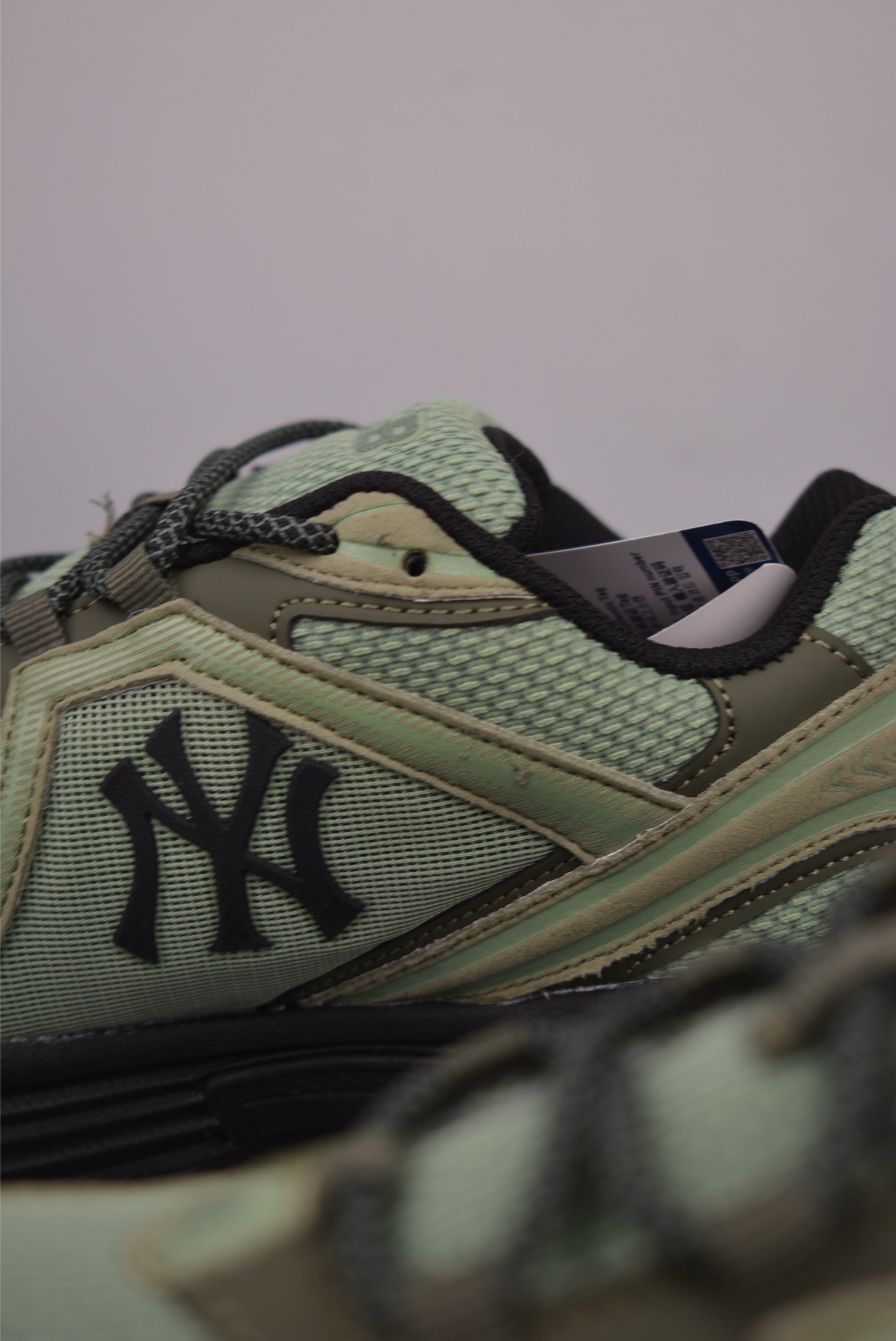 MLB Trophy Runner SD New York Yankees Chunky Sneakers - Style & Comfort 8 i1760739290505 5936 0 7
