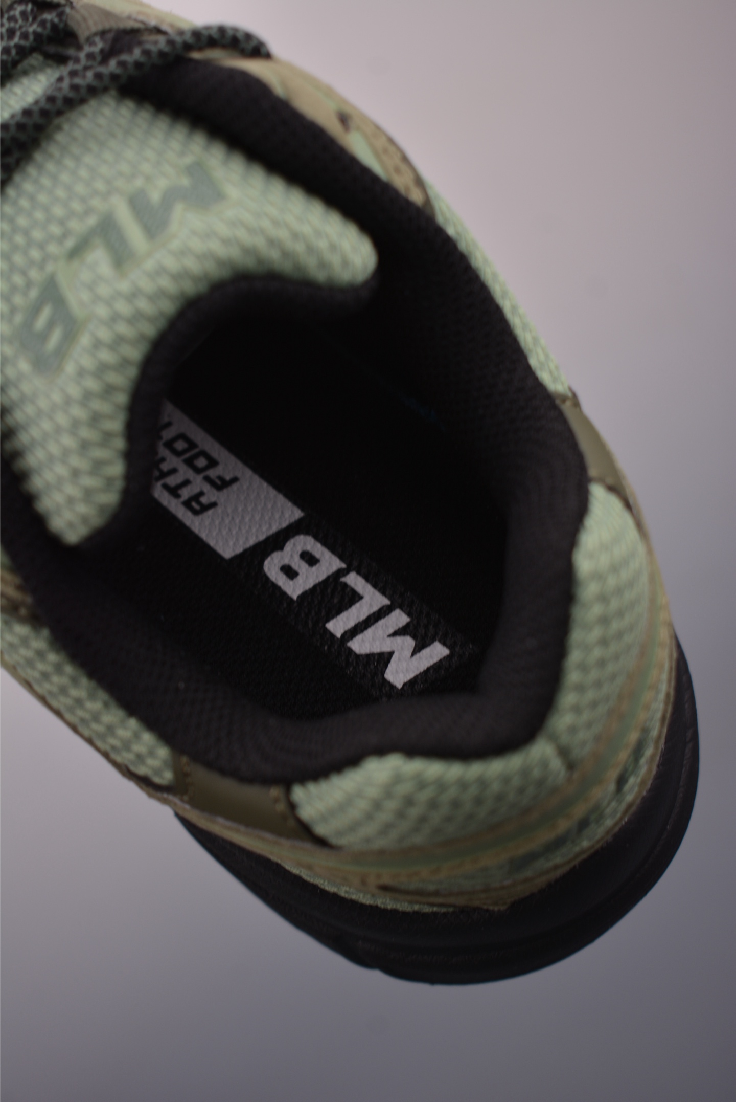 MLB Trophy Runner SD New York Yankees Chunky Sneakers - Style & Comfort 9 i1760739290561 6978 0 8