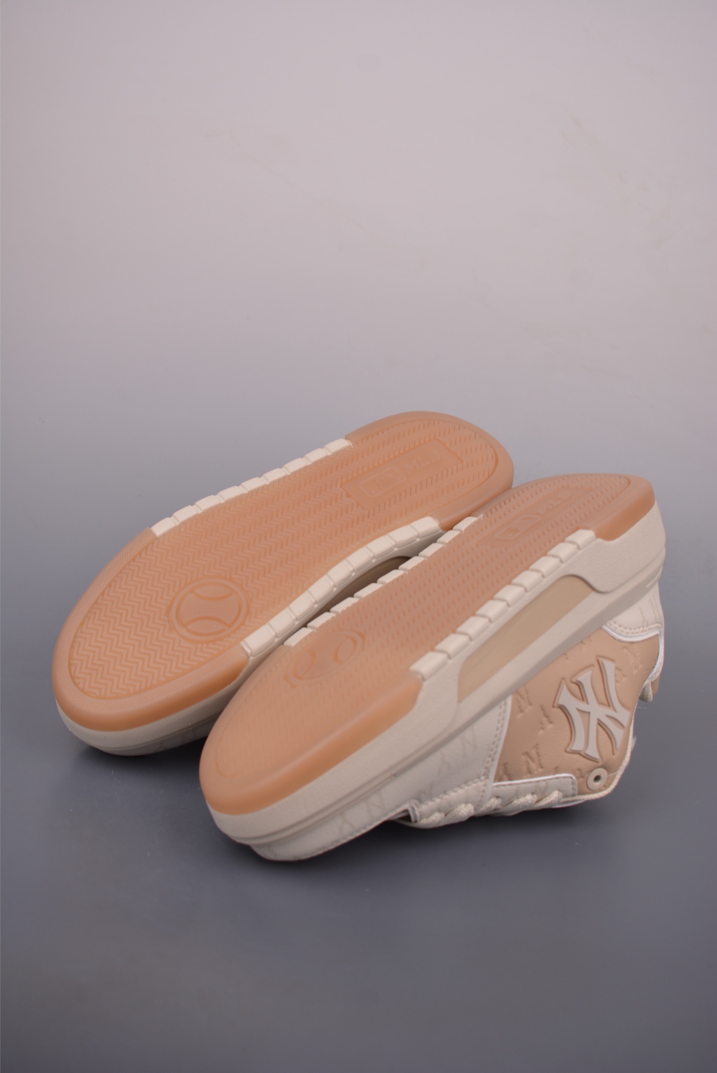 MLB Chunky Liner Embo Monogram Cooperstown Sneakers - Retro Style & Modern Comfort 3 i1760739526673 8988 0 2