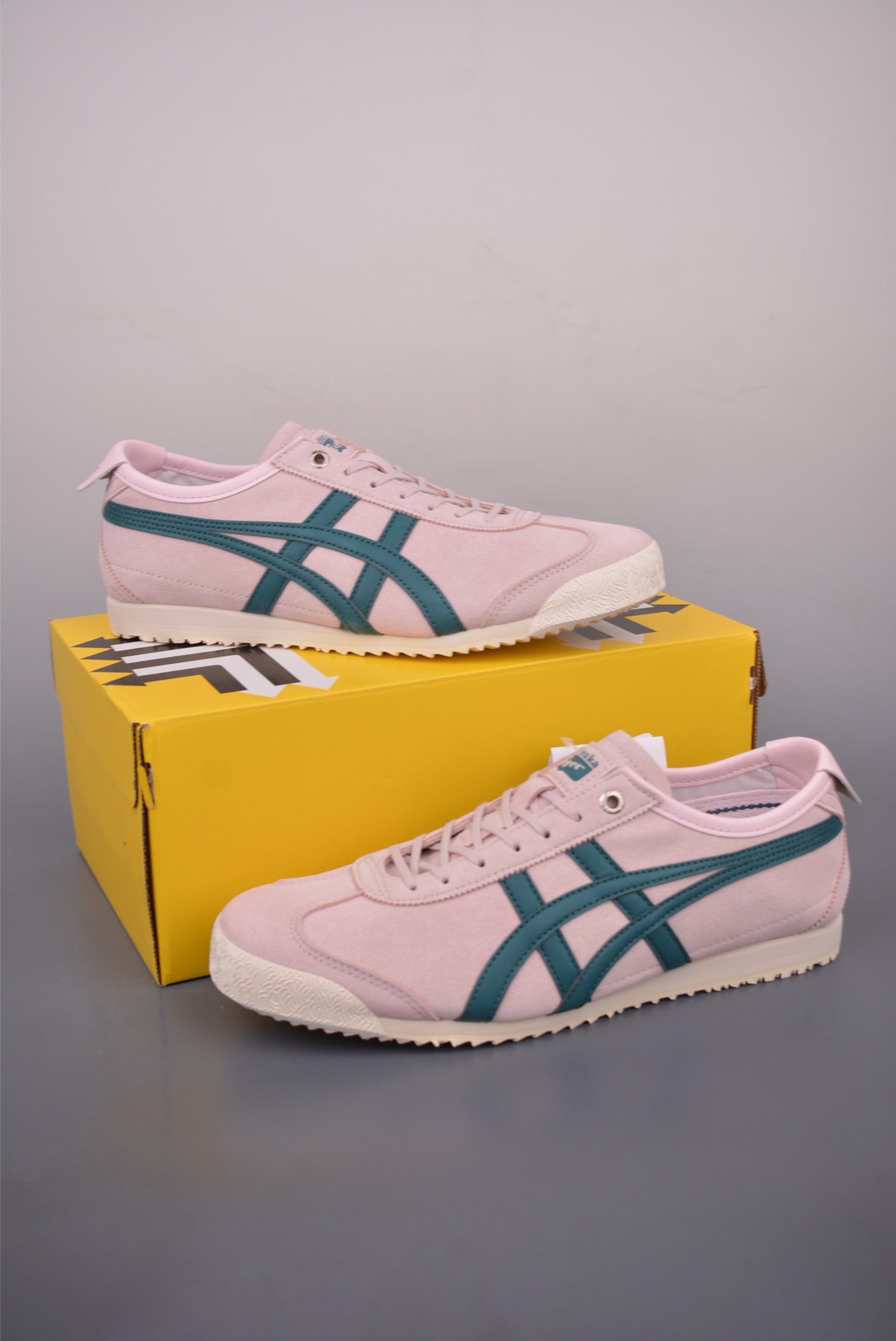 Asics鬼冢虎 MEXICO 66 SD 做工精赞 1183C517-700