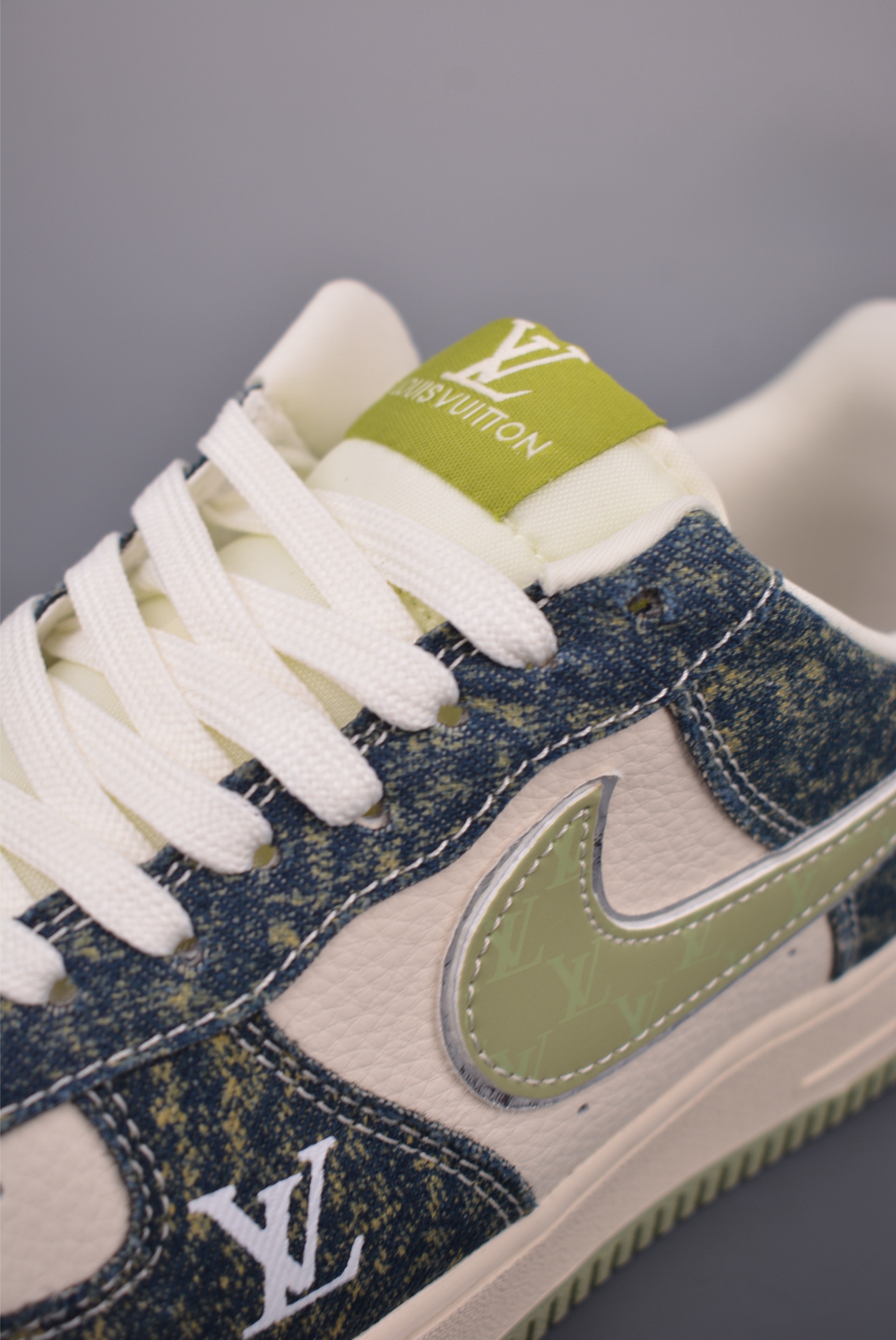 Nike Air Force 1 Low Louis Vuitton Sneakers Designer Collaboration Limited Edition 8 i1760739867005 3585 0 6