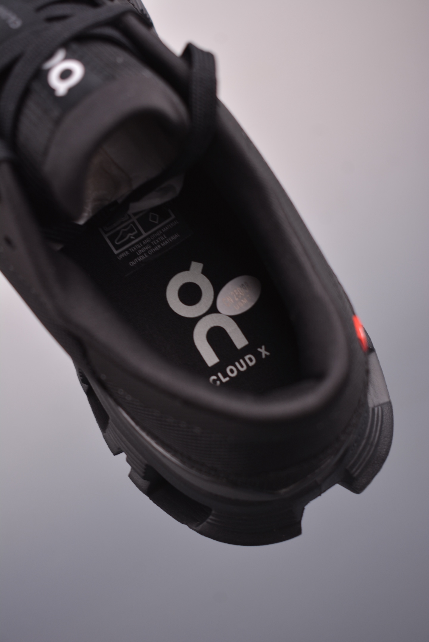 On Running Cloud X 4 Black Edition Lightweight Running Shoes 10 i1760741513006 96 0 8