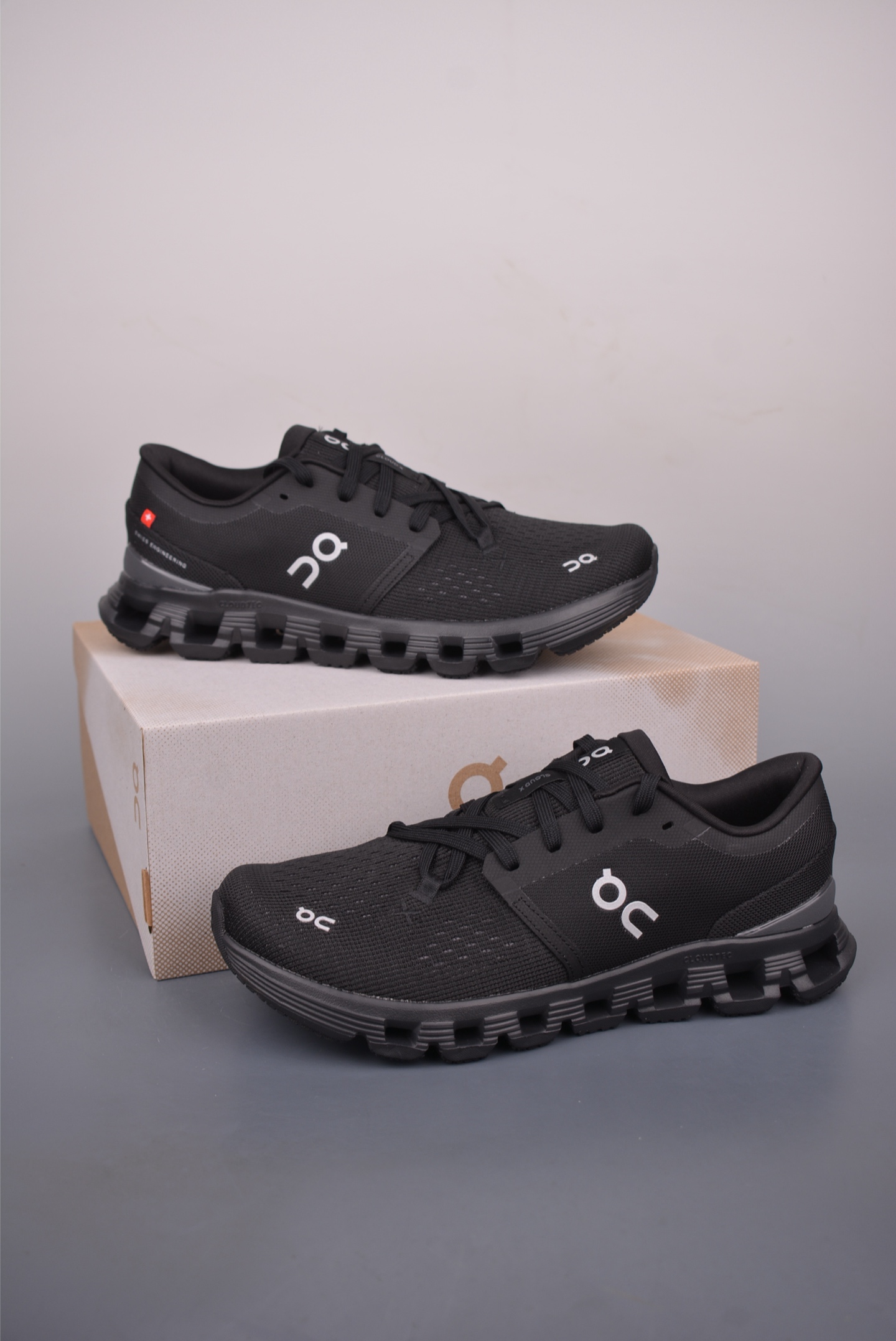 On Running Cloud X 4 Black Edition Lightweight Running Shoes 6 i1760741513088 6559 0 4