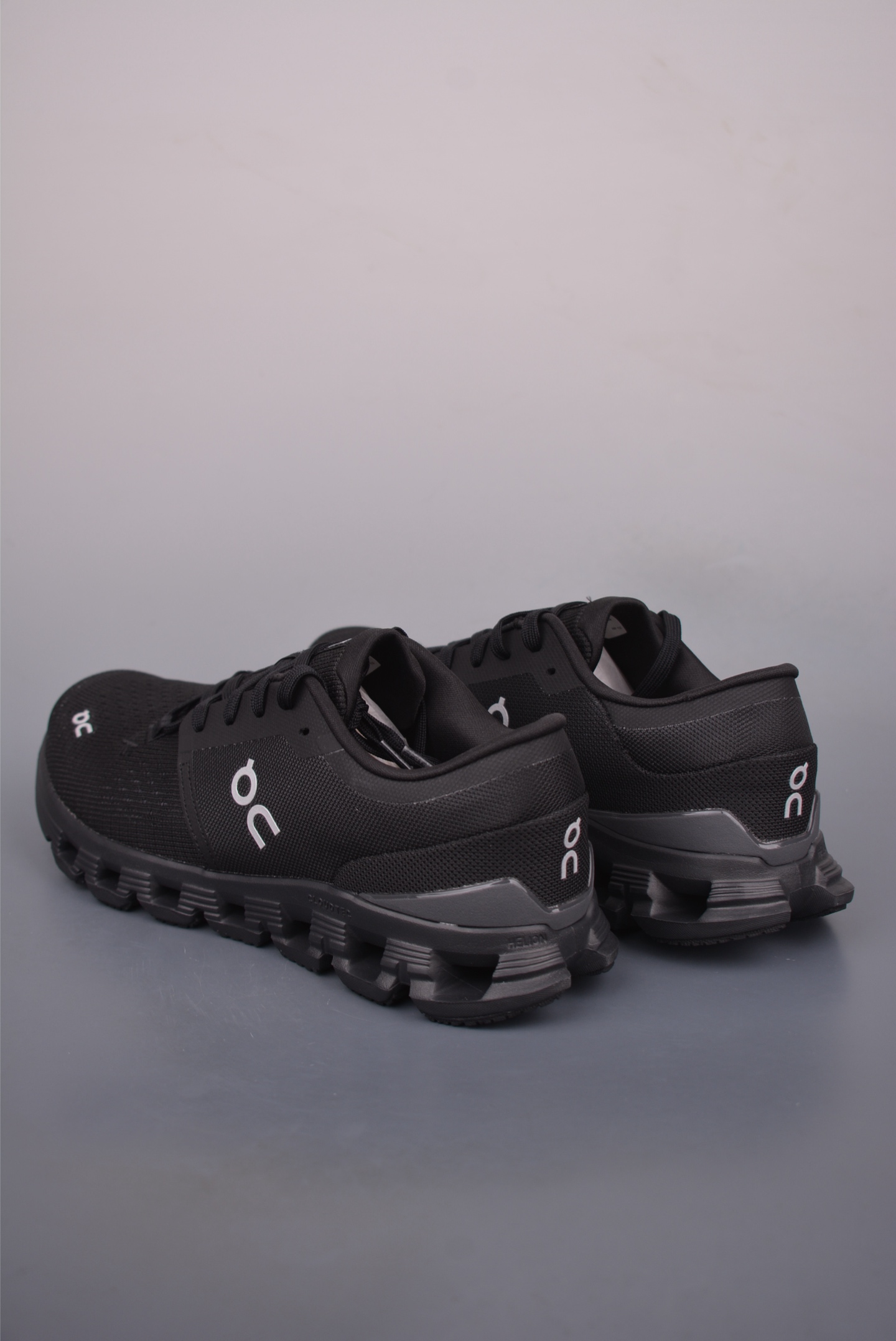 On Running Cloud X 4 Black Edition Lightweight Running Shoes 3 i1760741515189 270 0 1