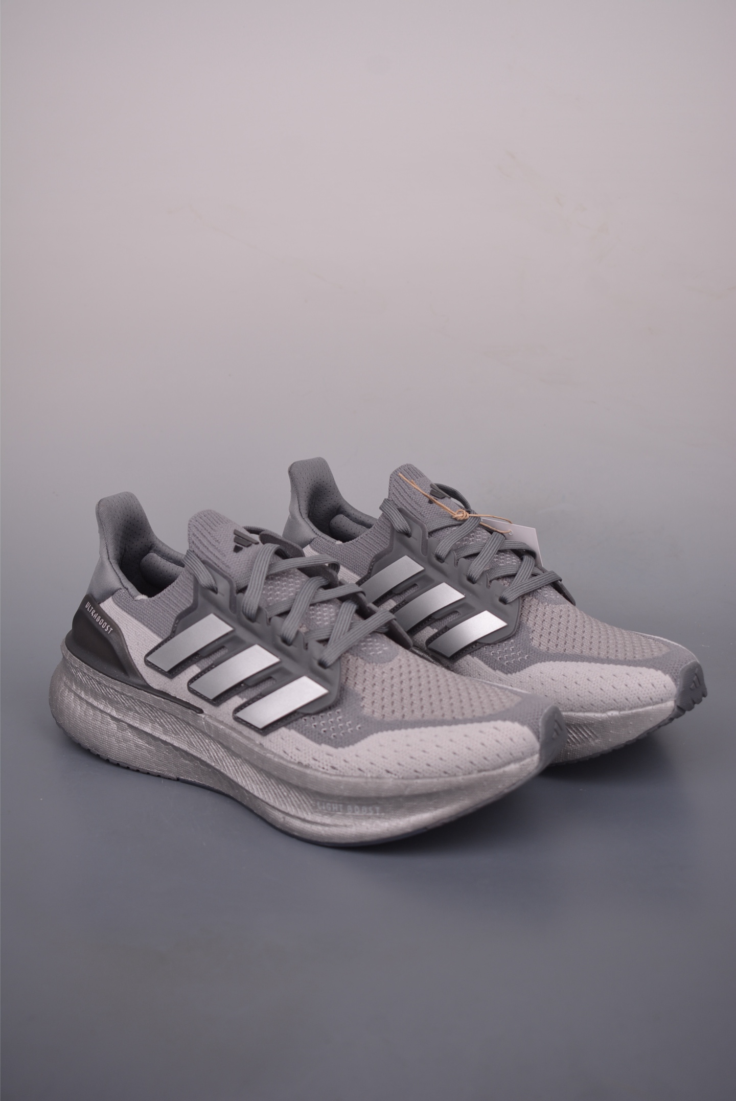Adidas Ultraboost 5X BOOST Running Shoes, Breathable and Durable Light Gray