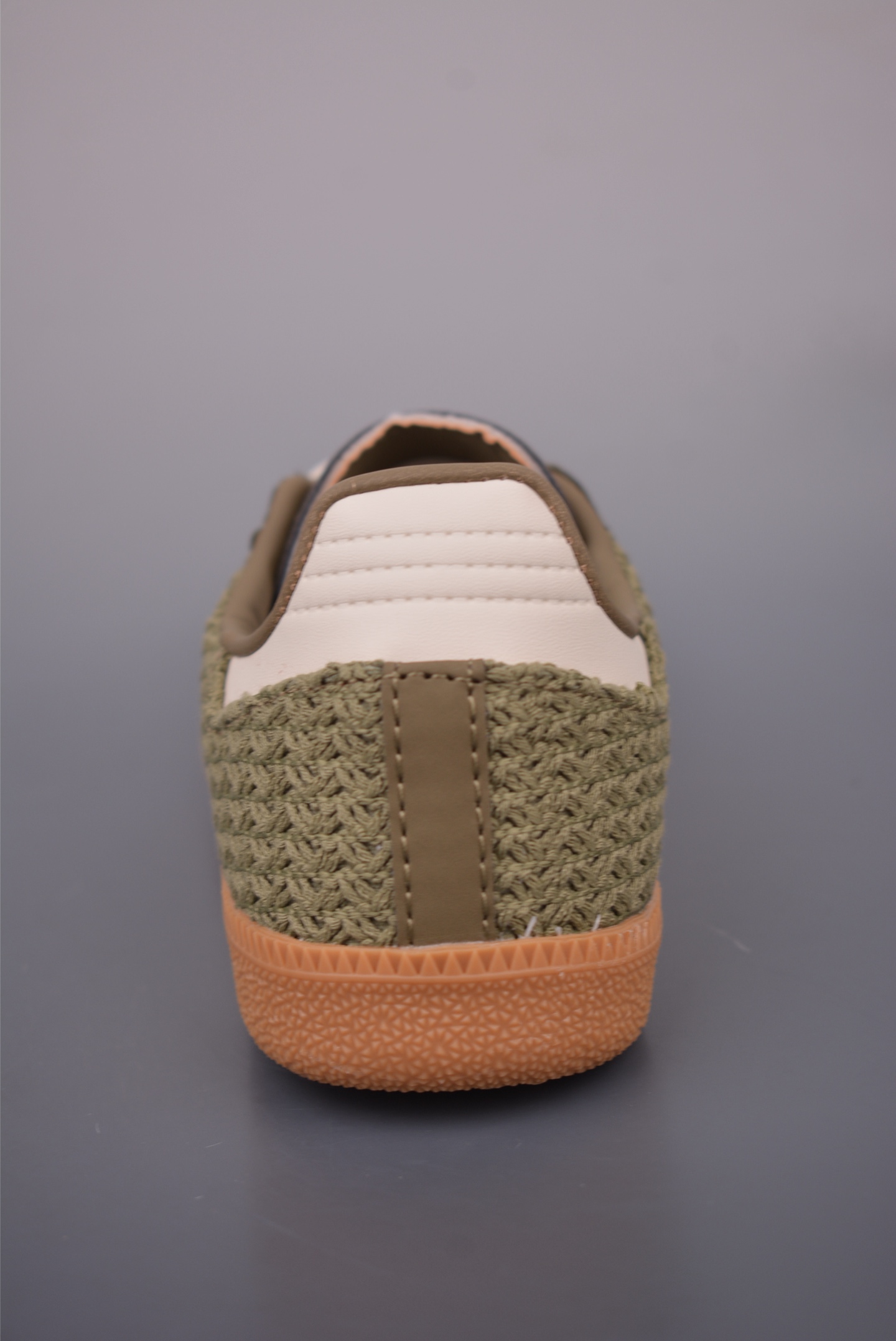 Adidas三叶草SAMBA W 休闲板鞋 JR9447