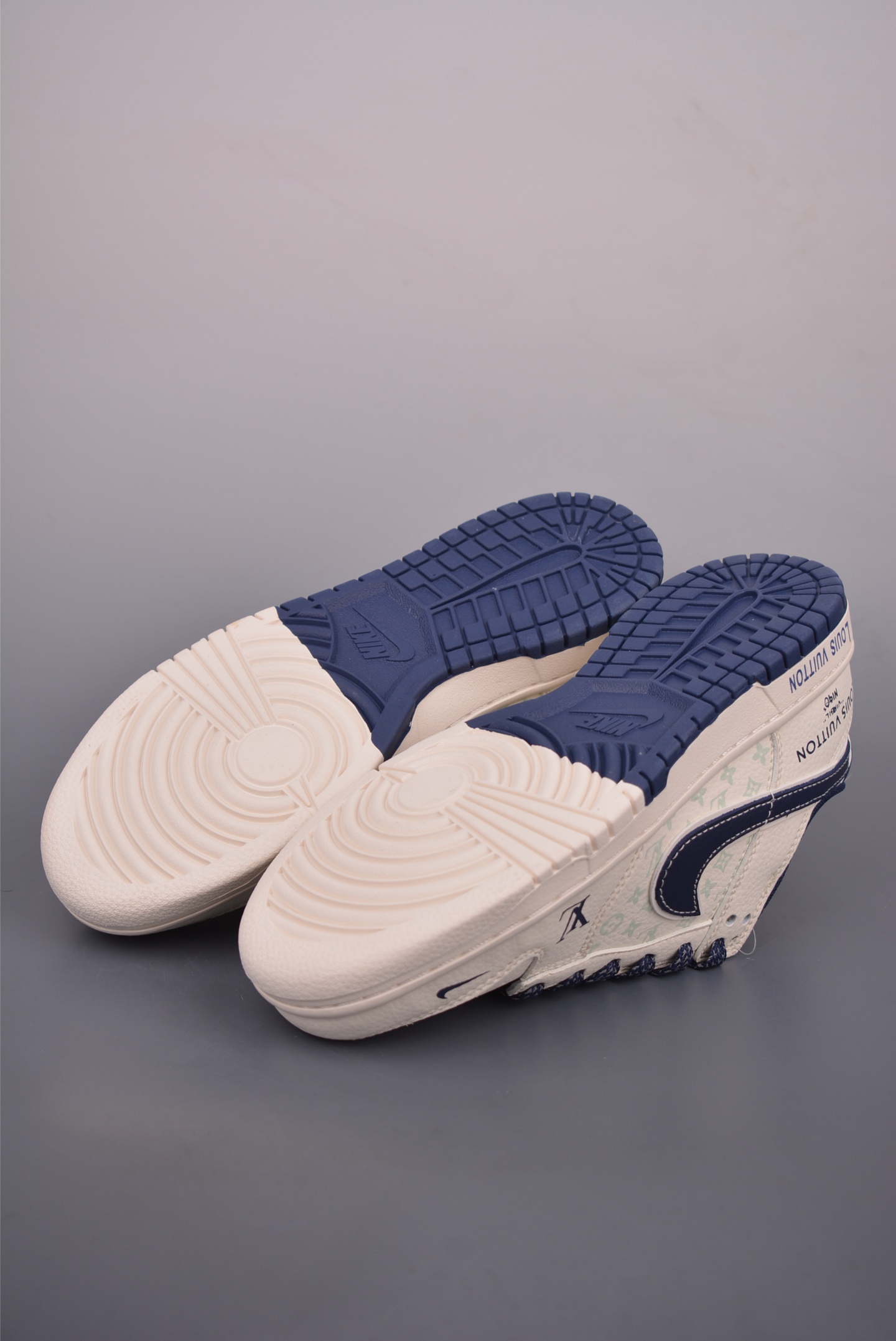 Nike SB Dunk Low Louis Vuitton Cream/Navy Sneakers Size 36-45 3 i1760744865957 4364 0 2