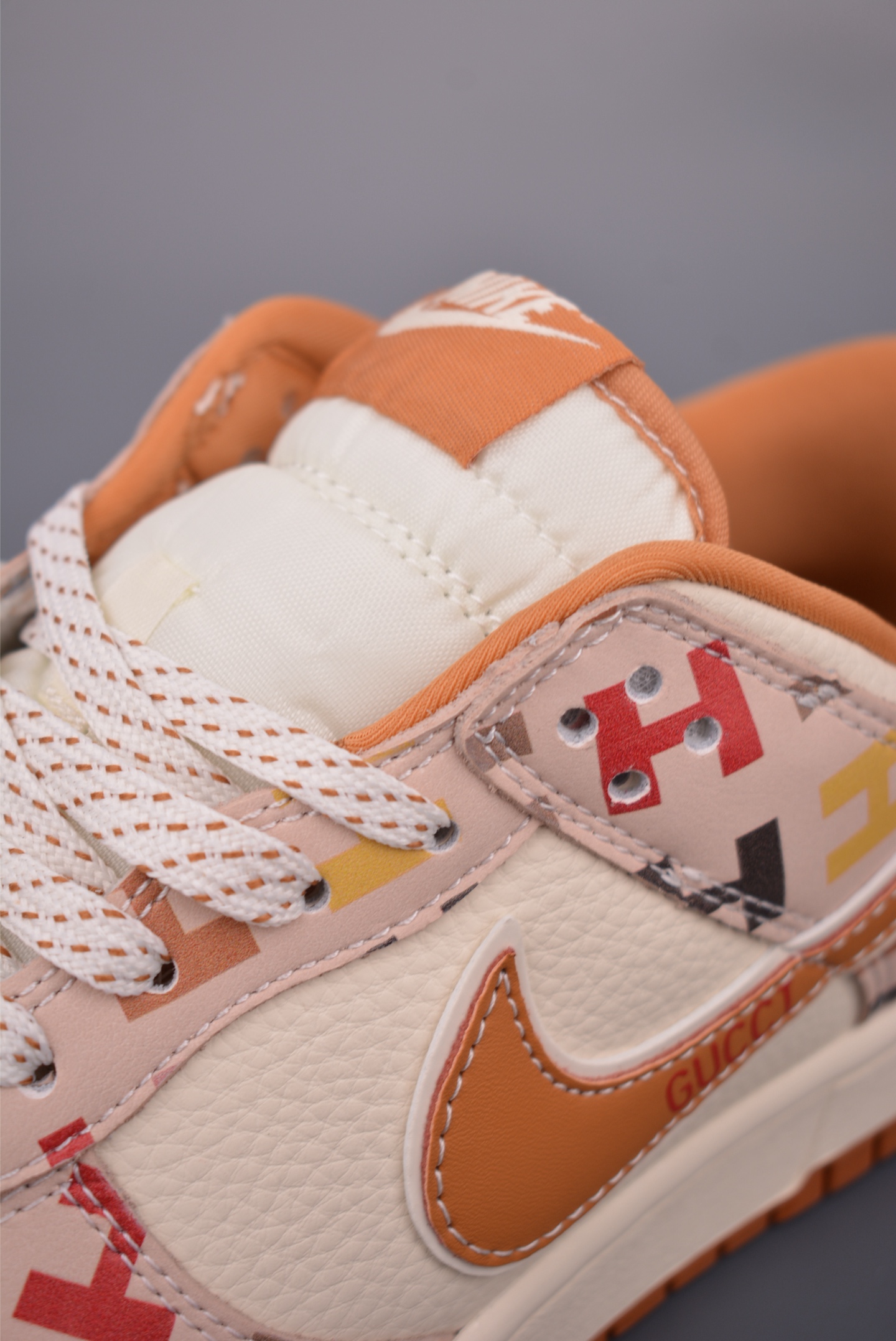 Nike SB Dunk Low 'Gucci' Collaboration Premium Quality Sneakers - SR8888 0122722 7 i1760746267692 54 0 6