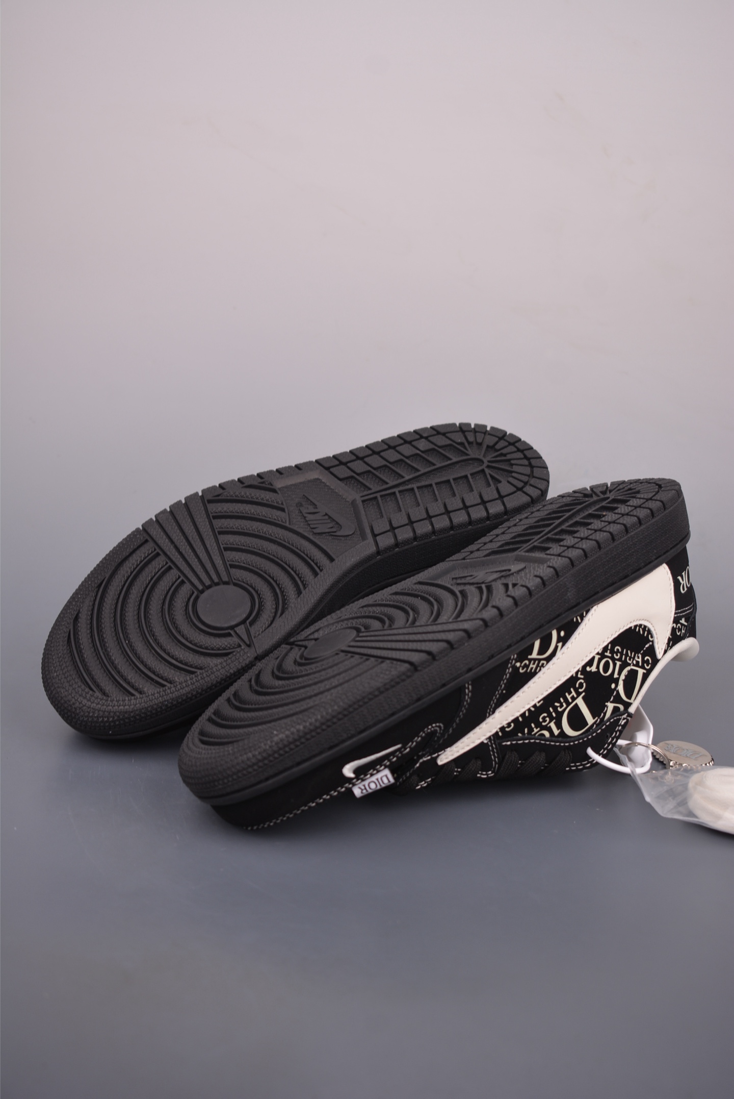 i1760746448092 323 0 2