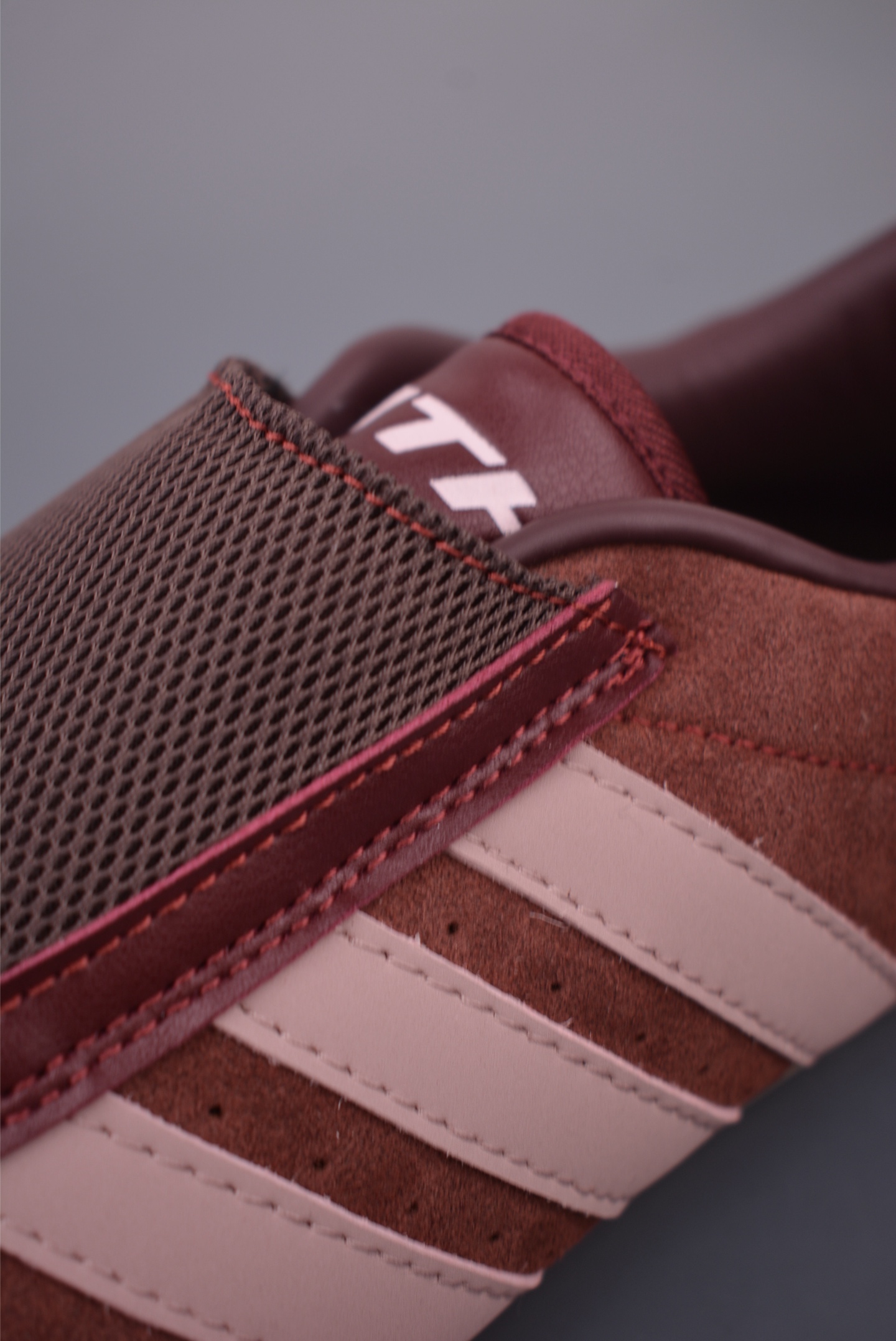Adidas Originals Taekwondo Low Slip-On Sneakers - Classic Retro Design 8 i1760862471417 39 0 6