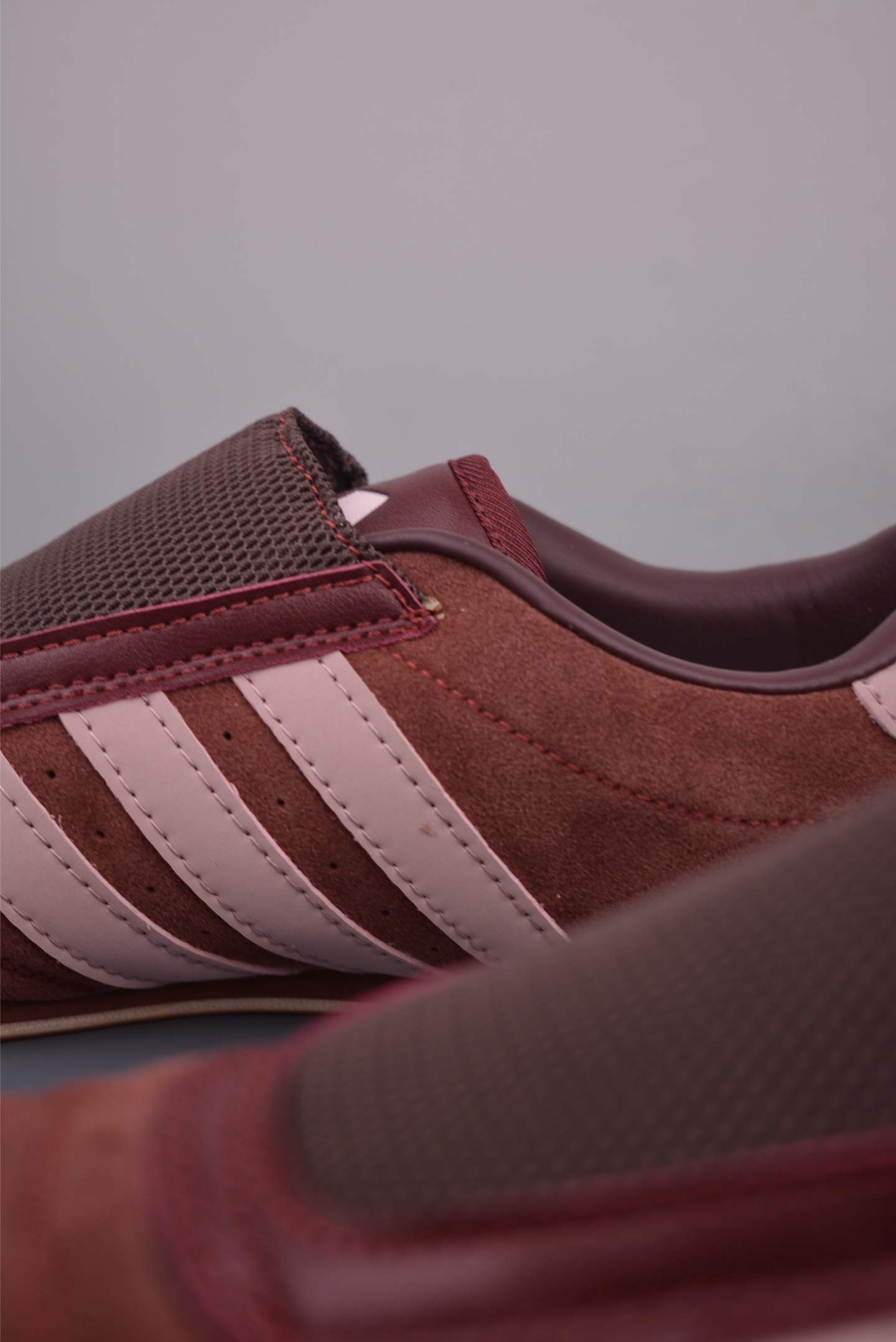 Adidas Originals Taekwondo Low Slip-On Sneakers - Classic Retro Design 9 i1760862473746 904 0 7