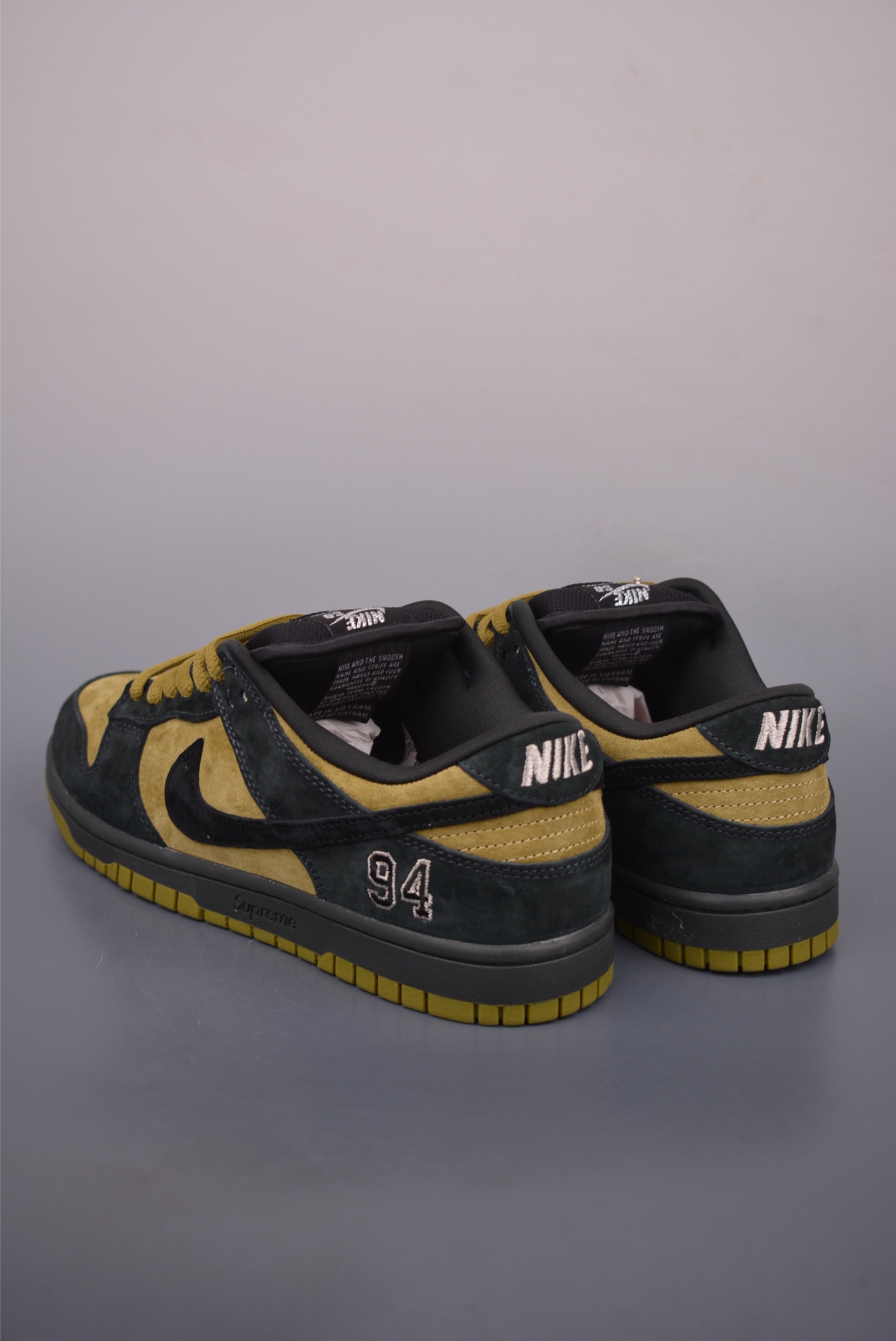 Nike SB Dunk Low '94 Supreme' Black/Gold Sneakers Size 40-47.5 HQ8487 2 i1760863962623 1332 0 1