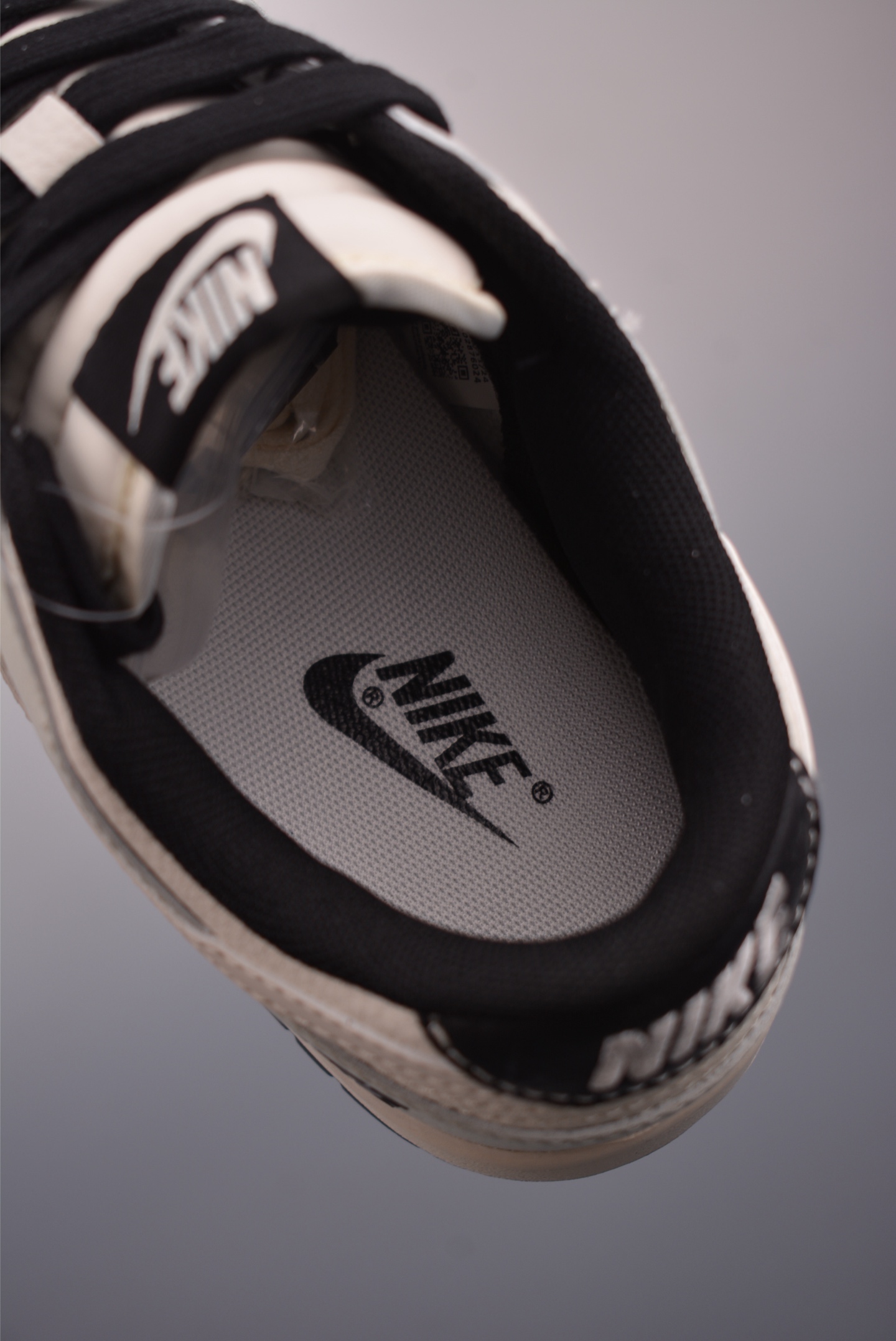Nike SB Dunk Low White, Gray, and Black - Premium Comfort and Style 10 i1760864019709 2814 0 8