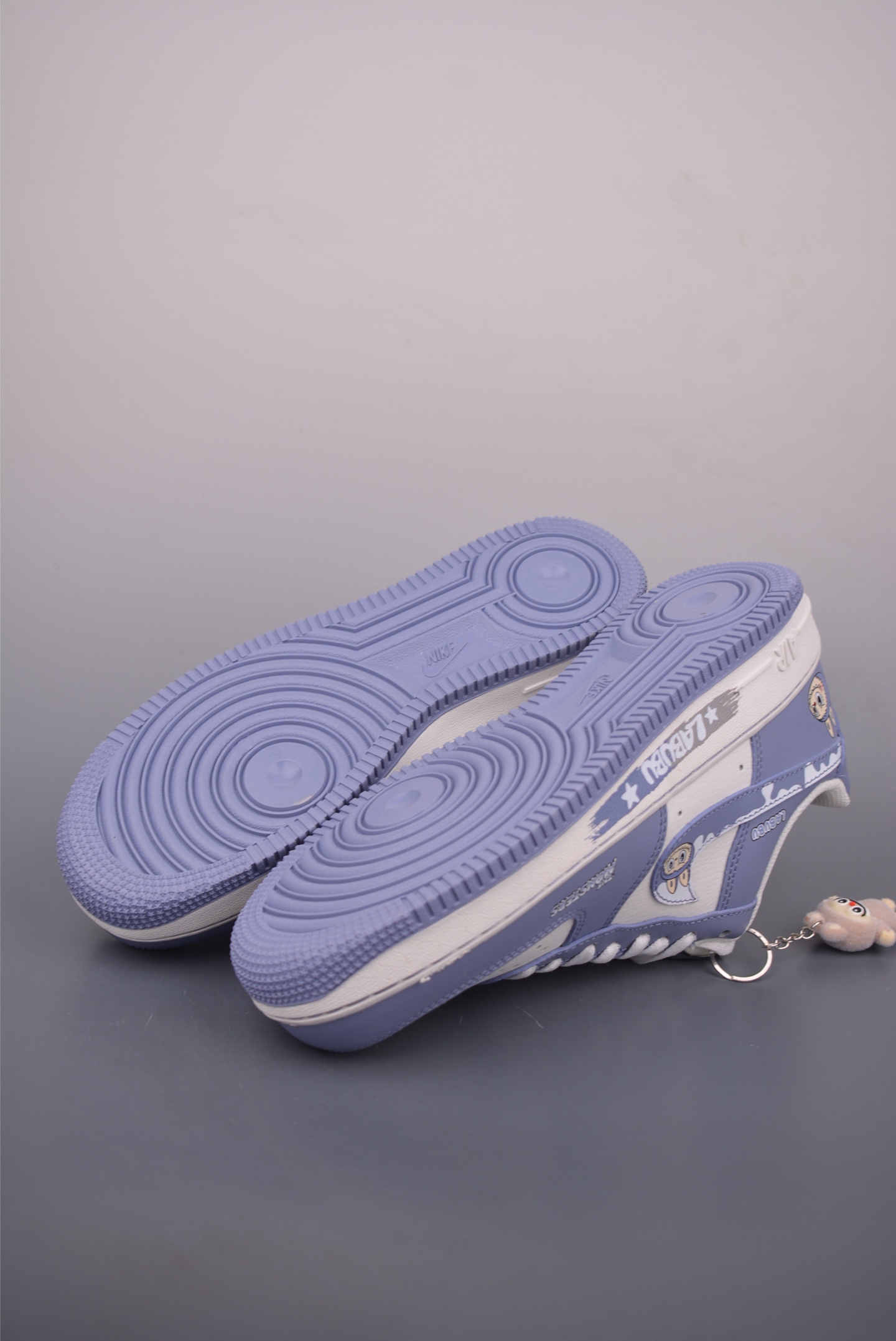 Nike Air Force 1 Low Labubu联名 KJ5188-004