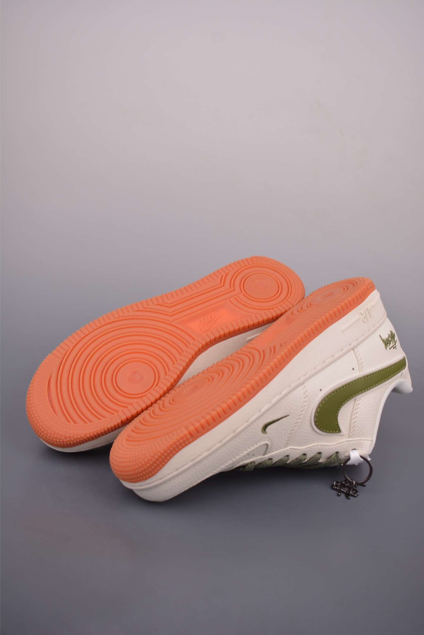 Nike Air Force 1 Low Stussy Collaboration - Limited Edition Sneakers 3 i1760915892131 2586 0 2