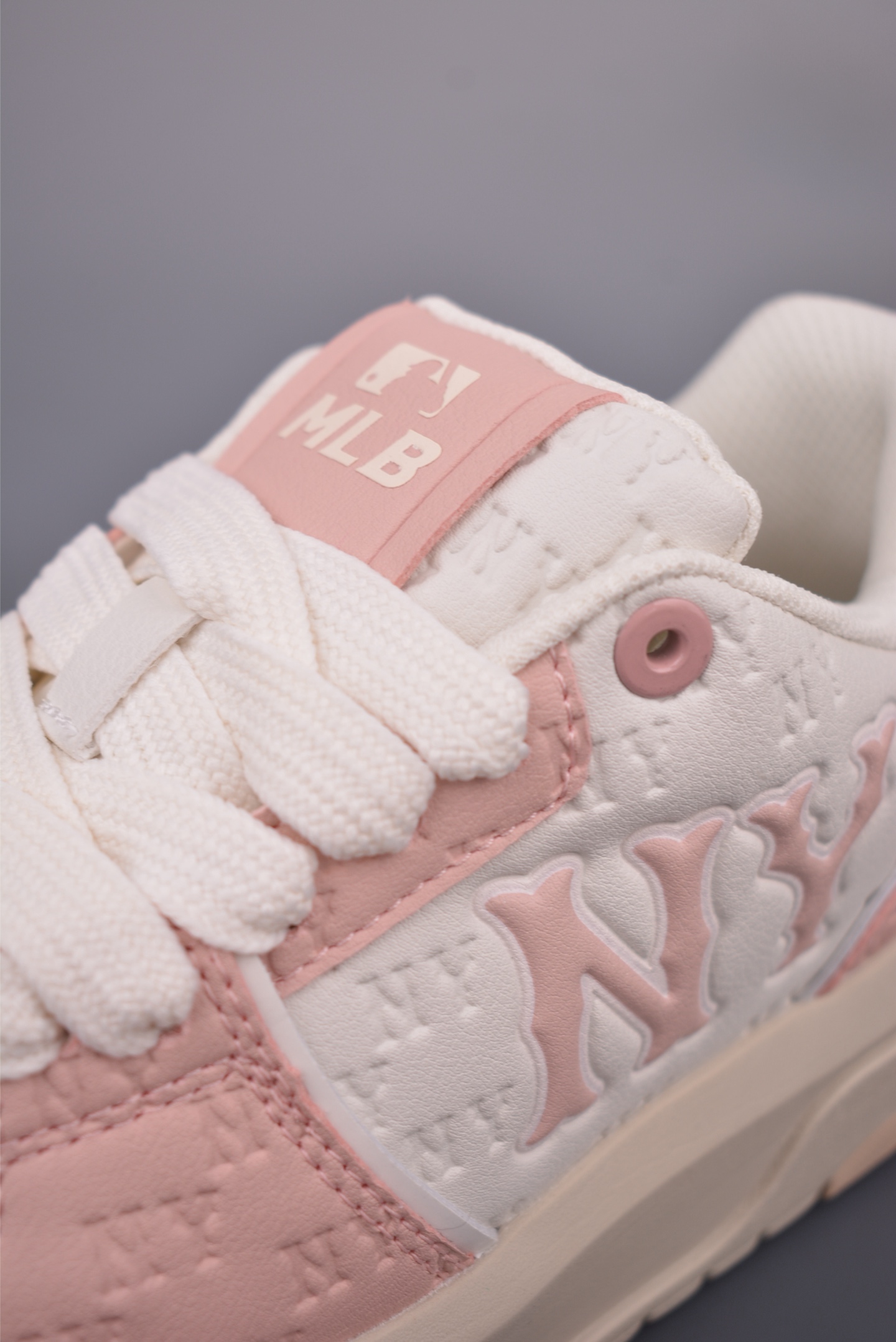 MLB Chunky Liner Embo Monogram Cooperstown Fashion Platform Sneakers 8 i1760918550021 2807 0 6