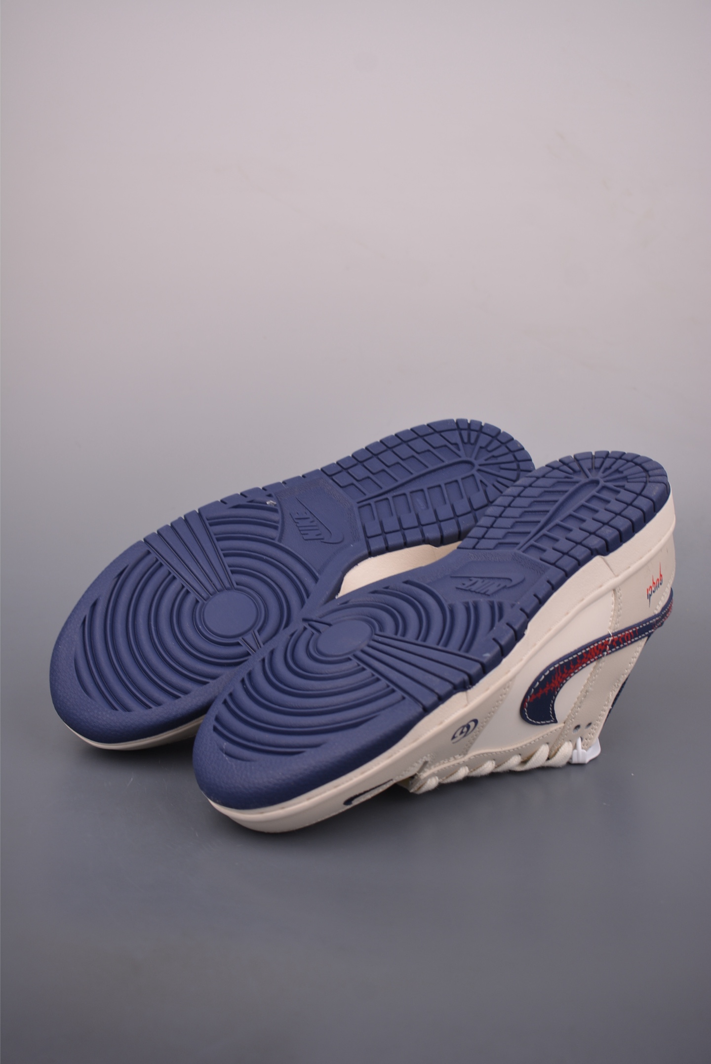 Nike SB Dunk Low Gucci: Premium Quality, Original Materials, and Unique Design 4 i1760947065083 8156 0 2