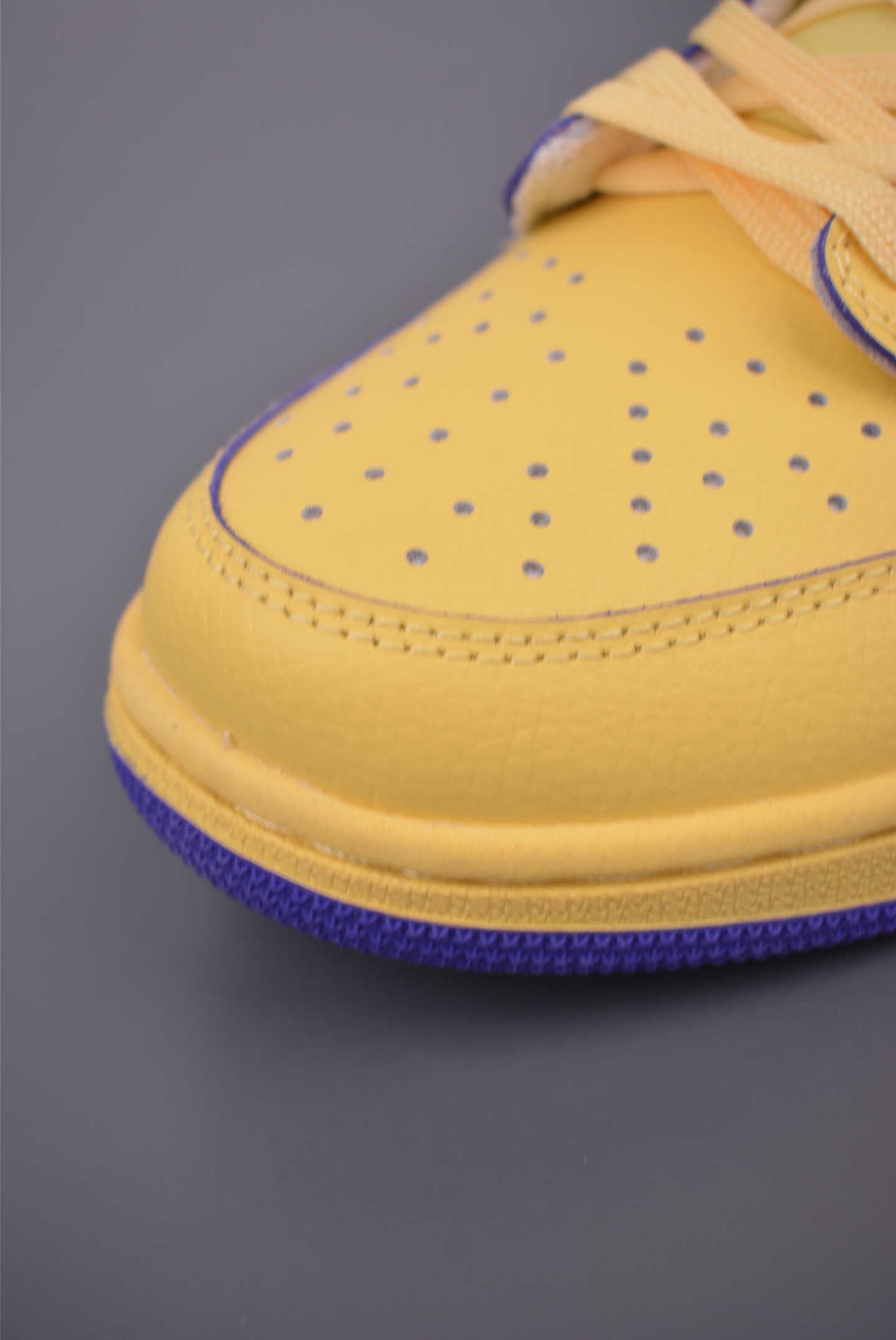 Fragment x Travis Scott x Kobe Air Jordan 1 Low Collab Sneakers 6 i1760947361601 7722 0 5