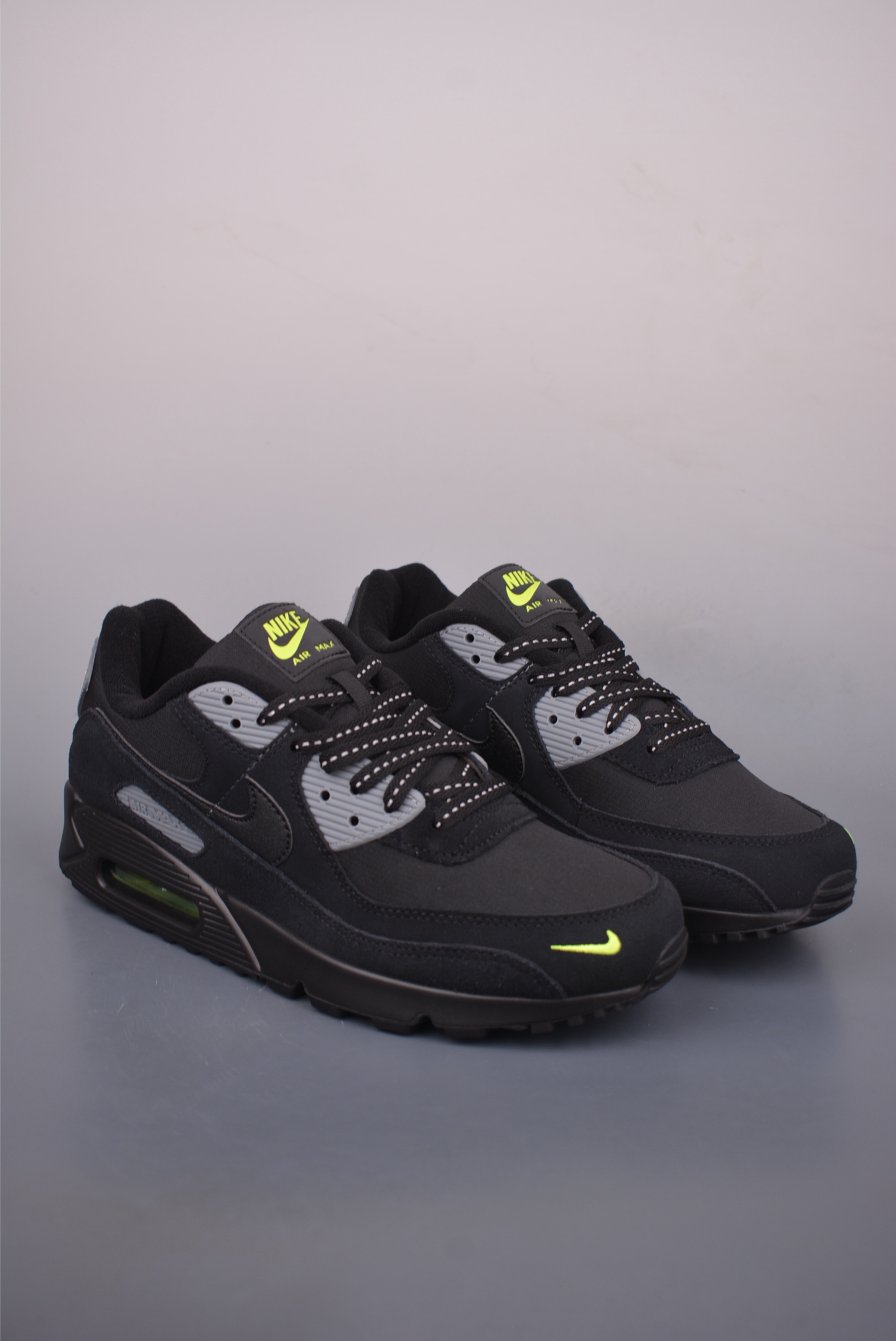 Nike Air Max 1 Black/Volt Retro Sneakers - Comfortable & Stylish Shoes