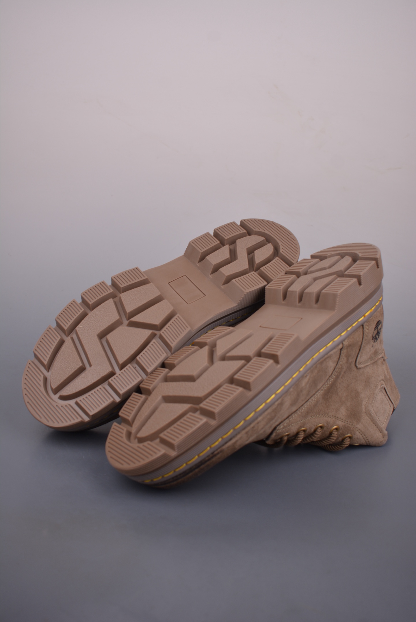 Timberland Men's Classic Mid-Cut Boots - Premium Leather, Durable & Comfortable 4 i1760948609315 3592 0 2