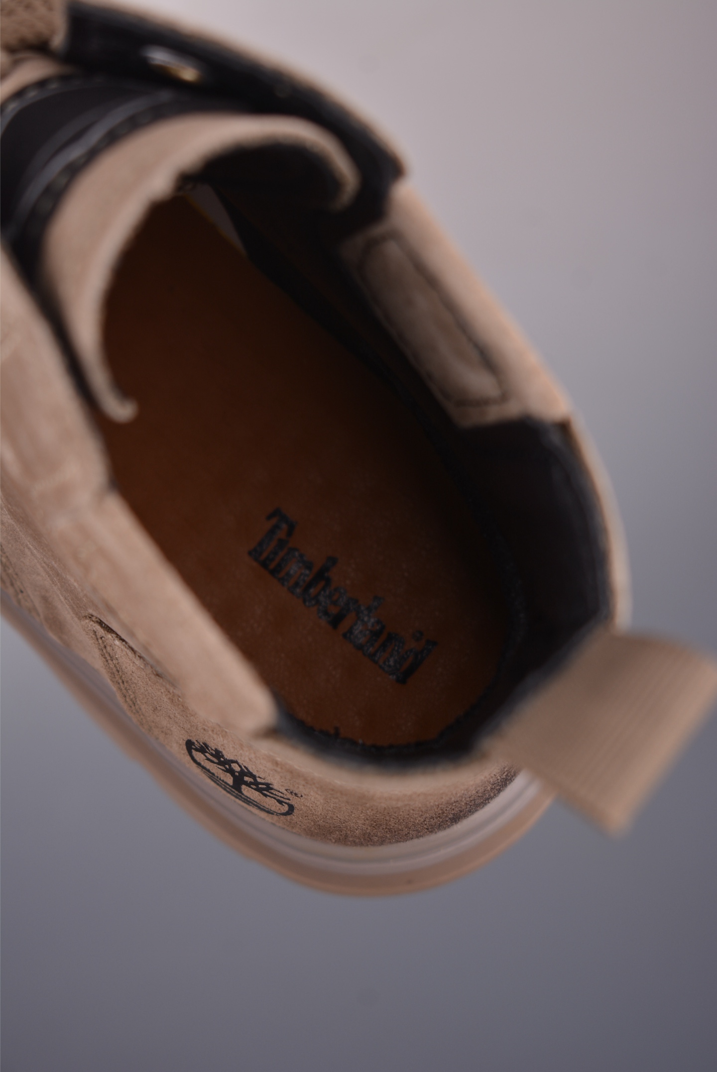 Timberland Men's Classic Mid-Cut Boots - Premium Leather, Durable & Comfortable 10 i1760948611557 1094 0 8