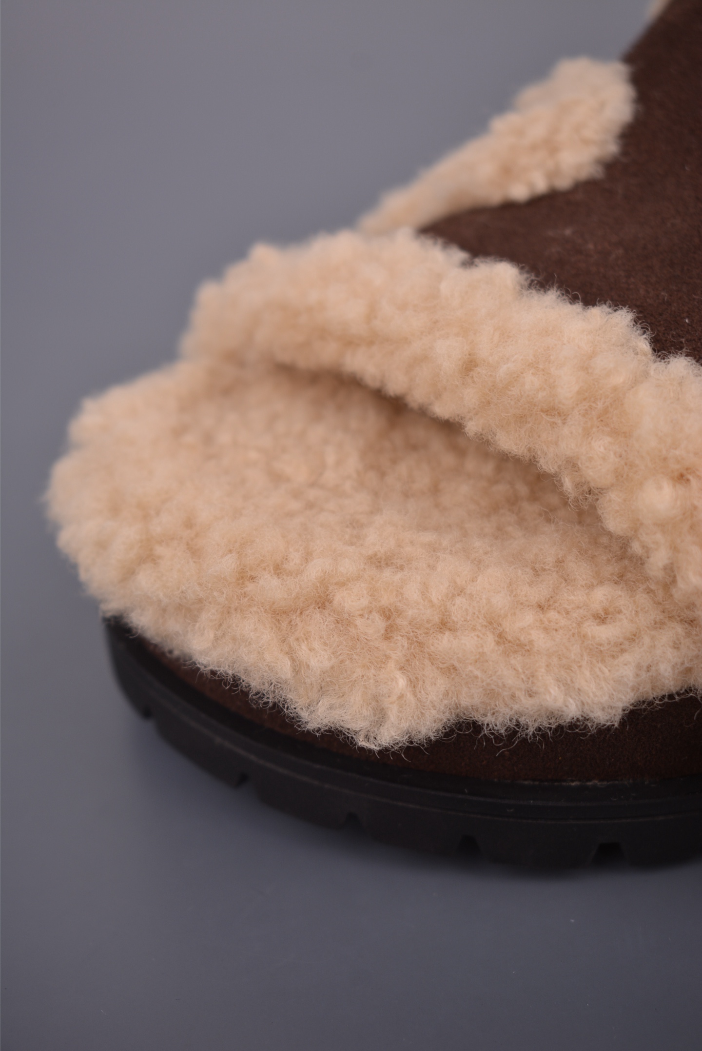 GG-CC GG-CC Chunky Low 厚底增高运动老爹鞋 G25Y9084B